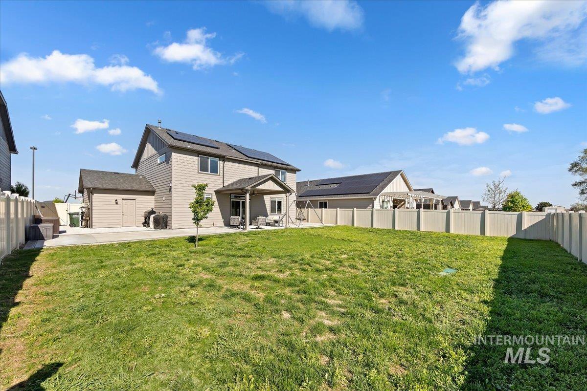 1306 N Warm River Ave, Kuna, Idaho 83634, 5 Bedrooms, 2.5 Bathrooms, Residential For Sale, Price $525,000,MLS 98985849