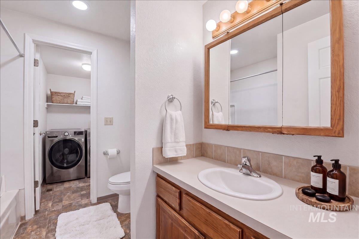 11142 W Richey Ct, Boise, Idaho 83713, 3 Bedrooms, 2 Bathrooms, Residential For Sale, Price $419,000,MLS 98985850