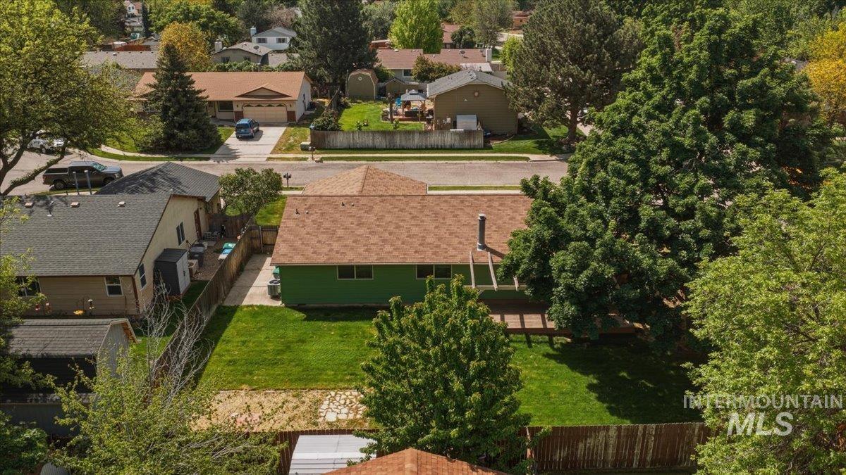 11142 W Richey Ct, Boise, Idaho 83713, 3 Bedrooms, 2 Bathrooms, Residential For Sale, Price $419,000,MLS 98985850