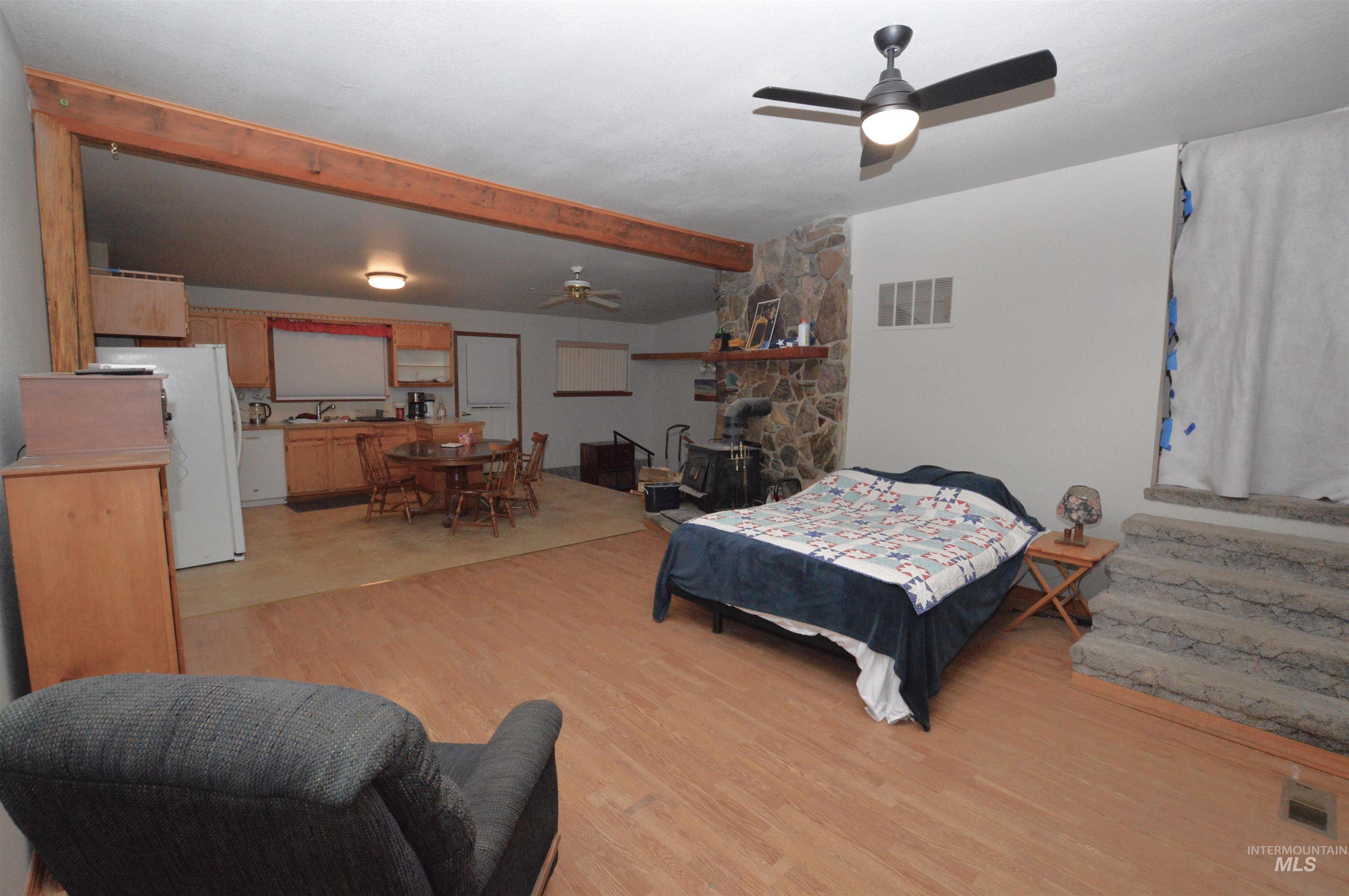 510 E Main St., Craigmont, Idaho 83523, 2 Bedrooms, 2 Bathrooms, Residential For Sale, Price $230,000,MLS 98985851