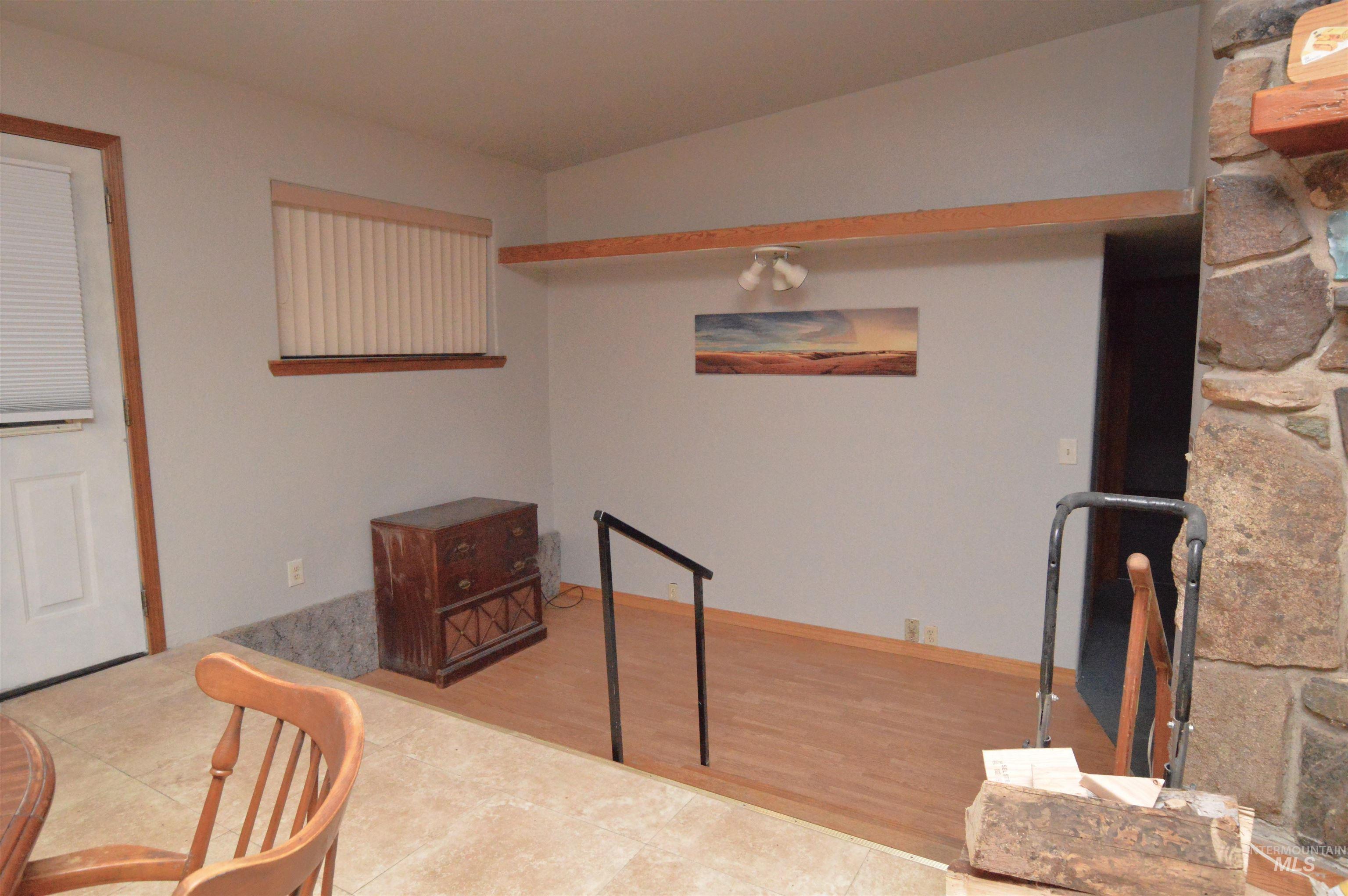 510 E Main St., Craigmont, Idaho 83523, 2 Bedrooms, 2 Bathrooms, Residential For Sale, Price $230,000,MLS 98985851