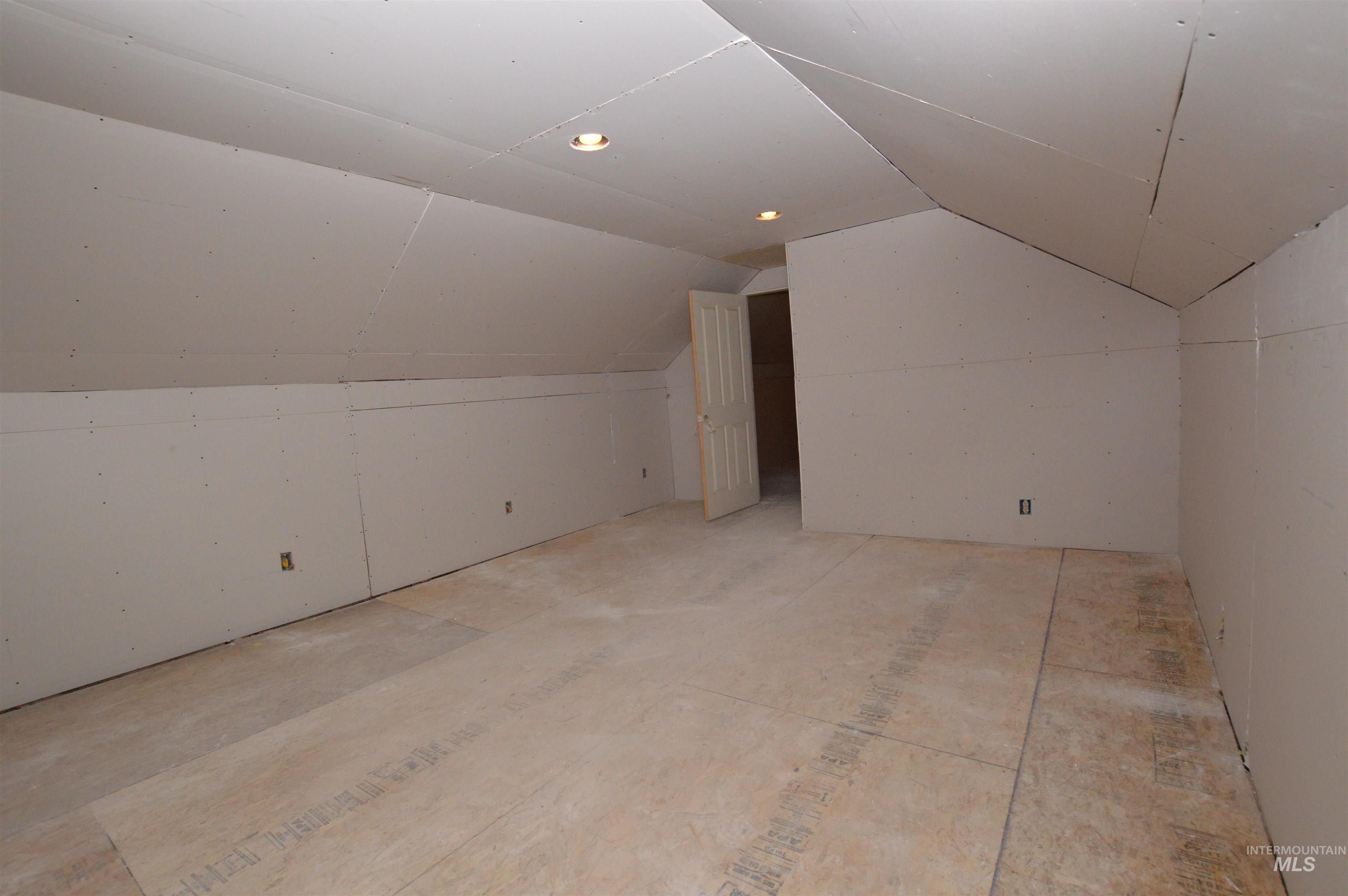 510 E Main St., Craigmont, Idaho 83523, 2 Bedrooms, 2 Bathrooms, Residential For Sale, Price $230,000,MLS 98985851