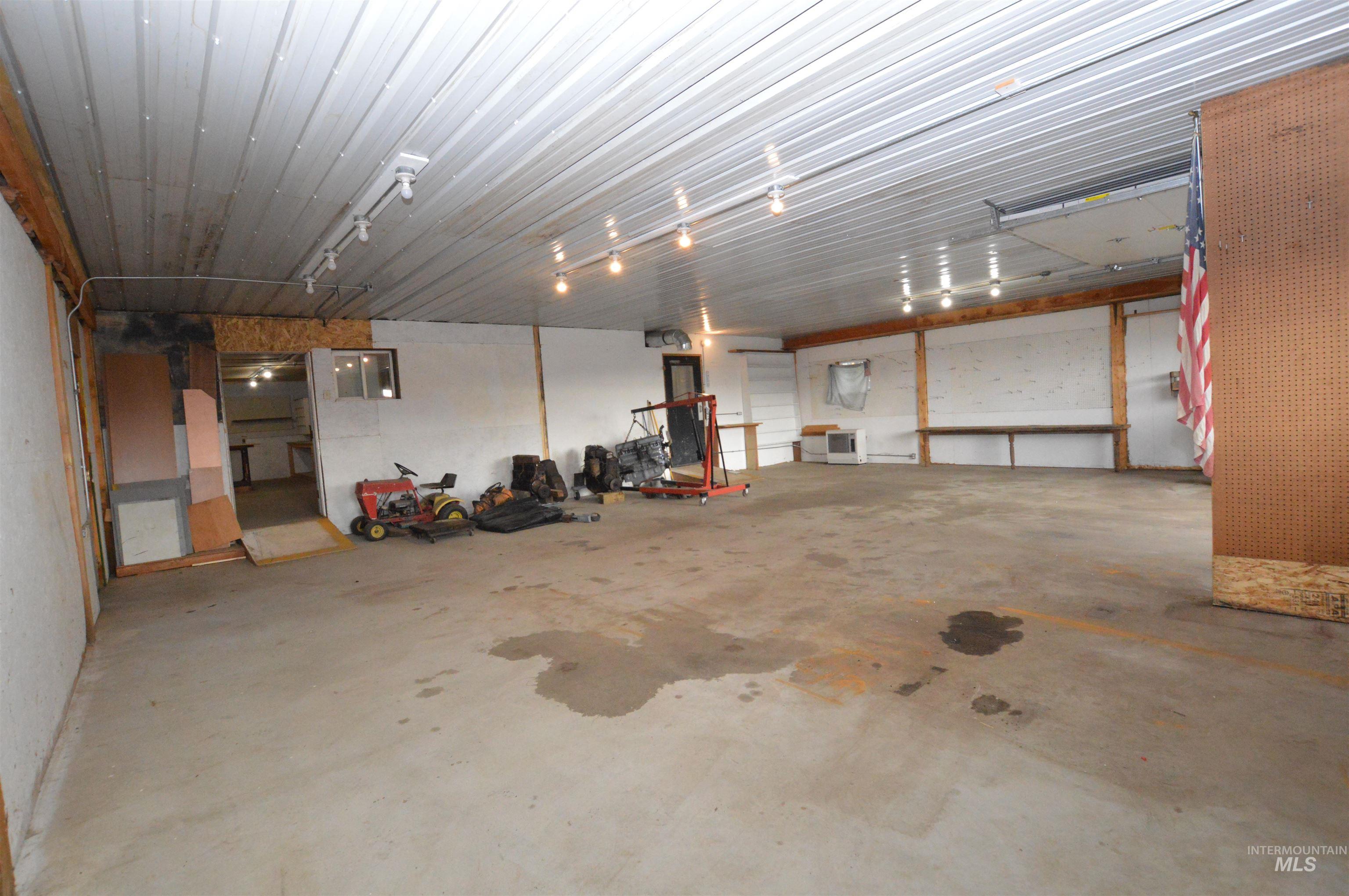 510 E Main St., Craigmont, Idaho 83523, 2 Bedrooms, 2 Bathrooms, Residential For Sale, Price $230,000,MLS 98985851