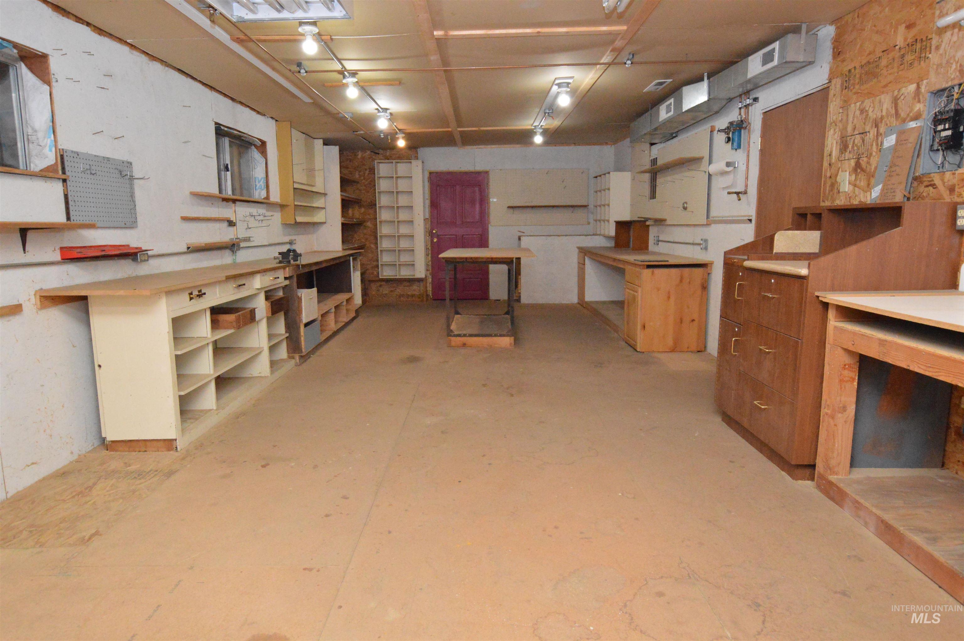 510 E Main St., Craigmont, Idaho 83523, 2 Bedrooms, 2 Bathrooms, Residential For Sale, Price $230,000,MLS 98985851