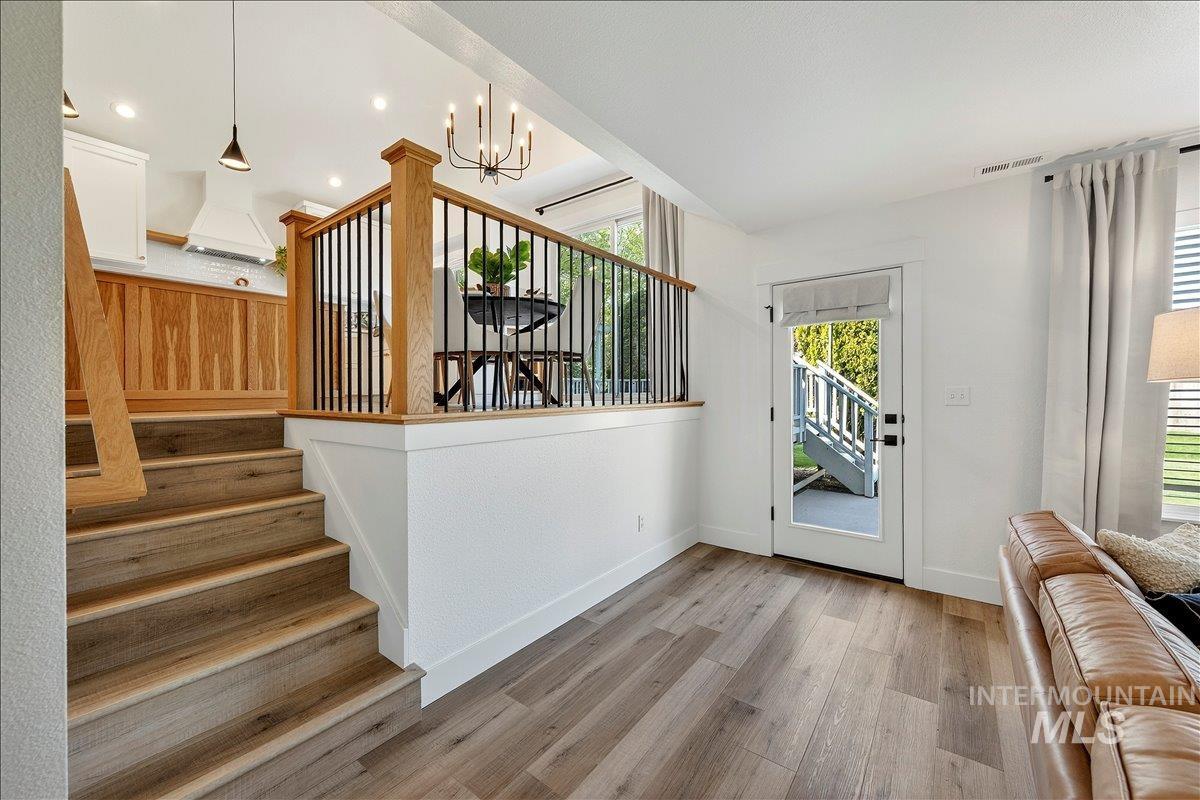 6029 N Oliver Ave, Boise, Idaho 83714, 3 Bedrooms, 2.5 Bathrooms, Residential For Sale, Price $599,900,MLS 98985852