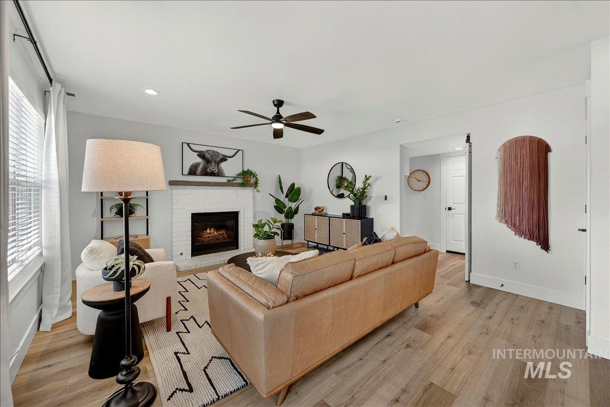 6029 N Oliver Ave, Boise, Idaho 83714, 3 Bedrooms, 2.5 Bathrooms, Residential For Sale, Price $599,900,MLS 98985852