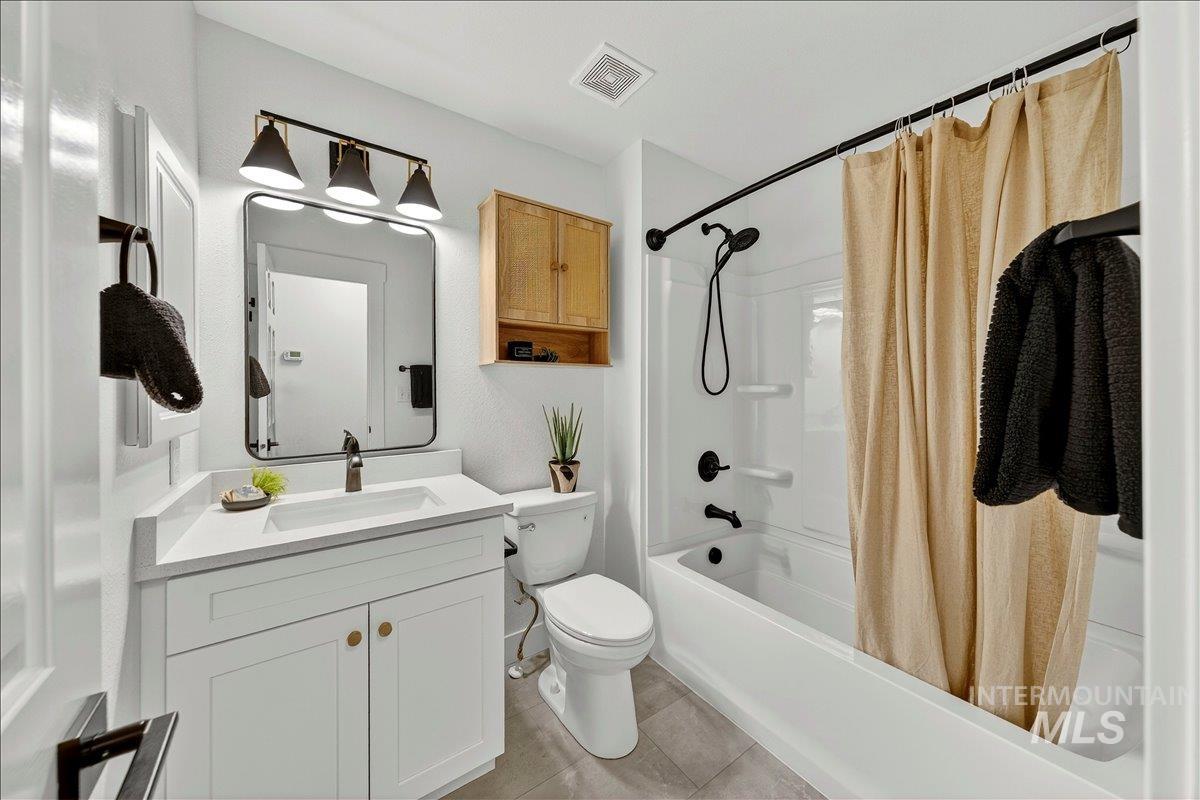 6029 N Oliver Ave, Boise, Idaho 83714, 3 Bedrooms, 2.5 Bathrooms, Residential For Sale, Price $599,900,MLS 98985852