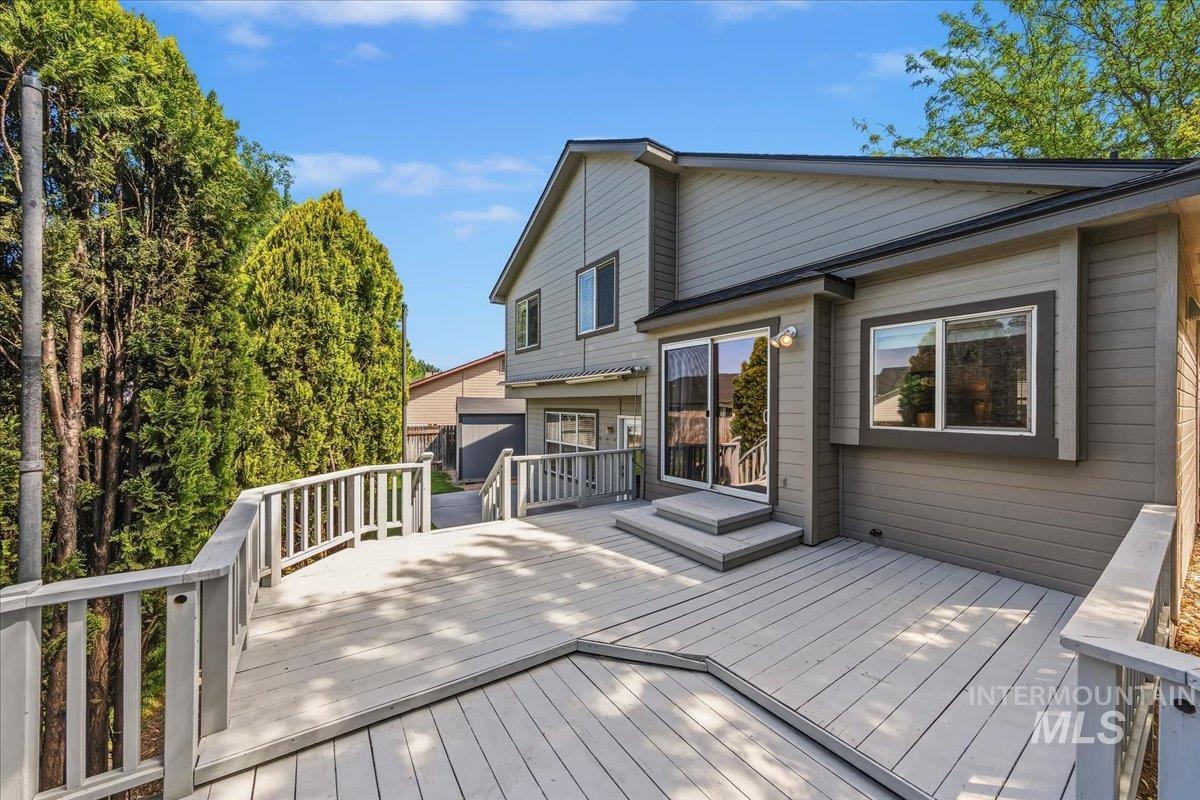 6029 N Oliver Ave, Boise, Idaho 83714, 3 Bedrooms, 2.5 Bathrooms, Residential For Sale, Price $599,900,MLS 98985852