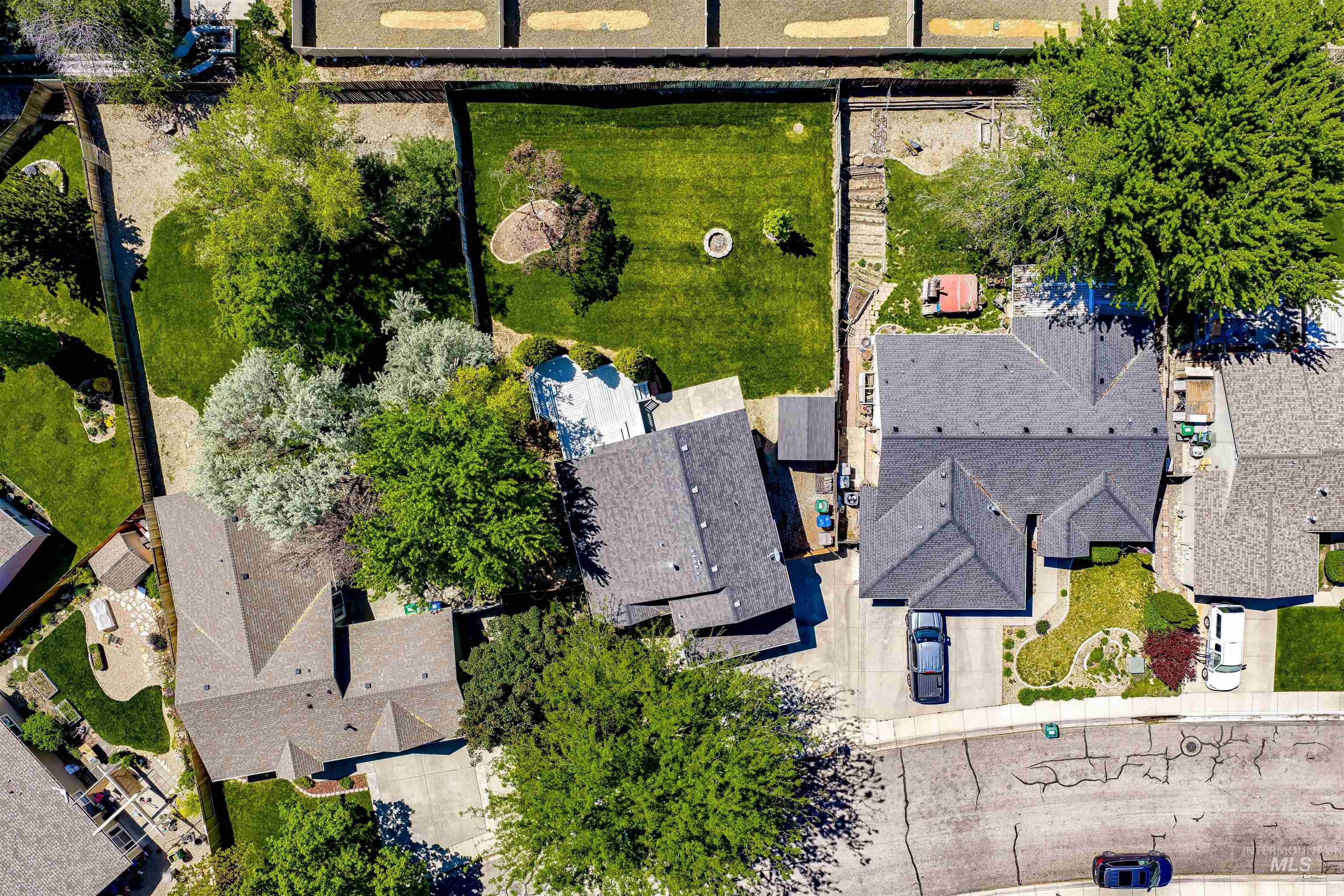 6029 N Oliver Ave, Boise, Idaho 83714, 3 Bedrooms, 3 Bathrooms, Residential For Sale, Price $599,900,MLS 98985852