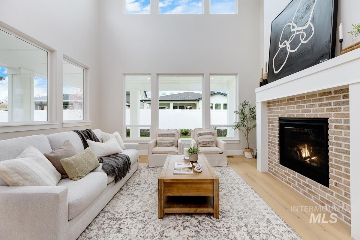 9082 W River Otter Dr, Boise, Idaho 83714, 4 Bedrooms, 4 Bathrooms, Residential For Sale, Price $1,128,305,MLS 98985858