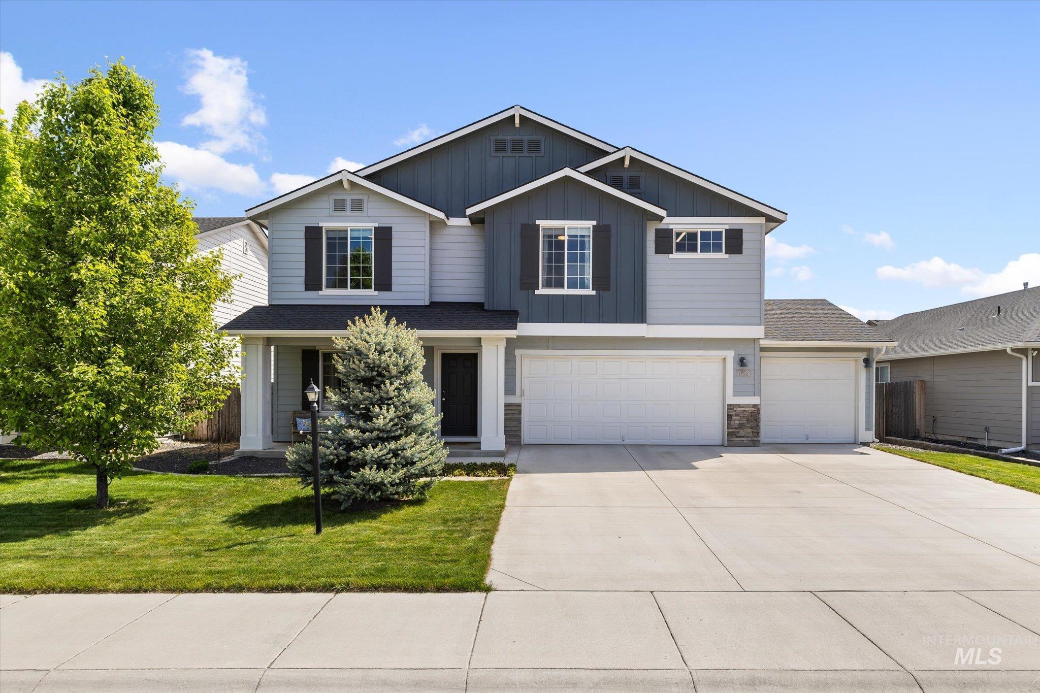 17610 Aqua Springs Ave, Nampa, Idaho 83687, 4 Bedrooms, 2.5 Bathrooms, Residential For Sale, Price $469,000,MLS 98985860