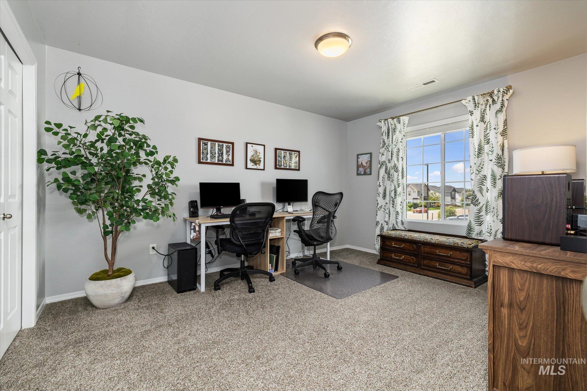 17610 Aqua Springs Ave, Nampa, Idaho 83687, 4 Bedrooms, 2.5 Bathrooms, Residential For Sale, Price $469,000,MLS 98985860