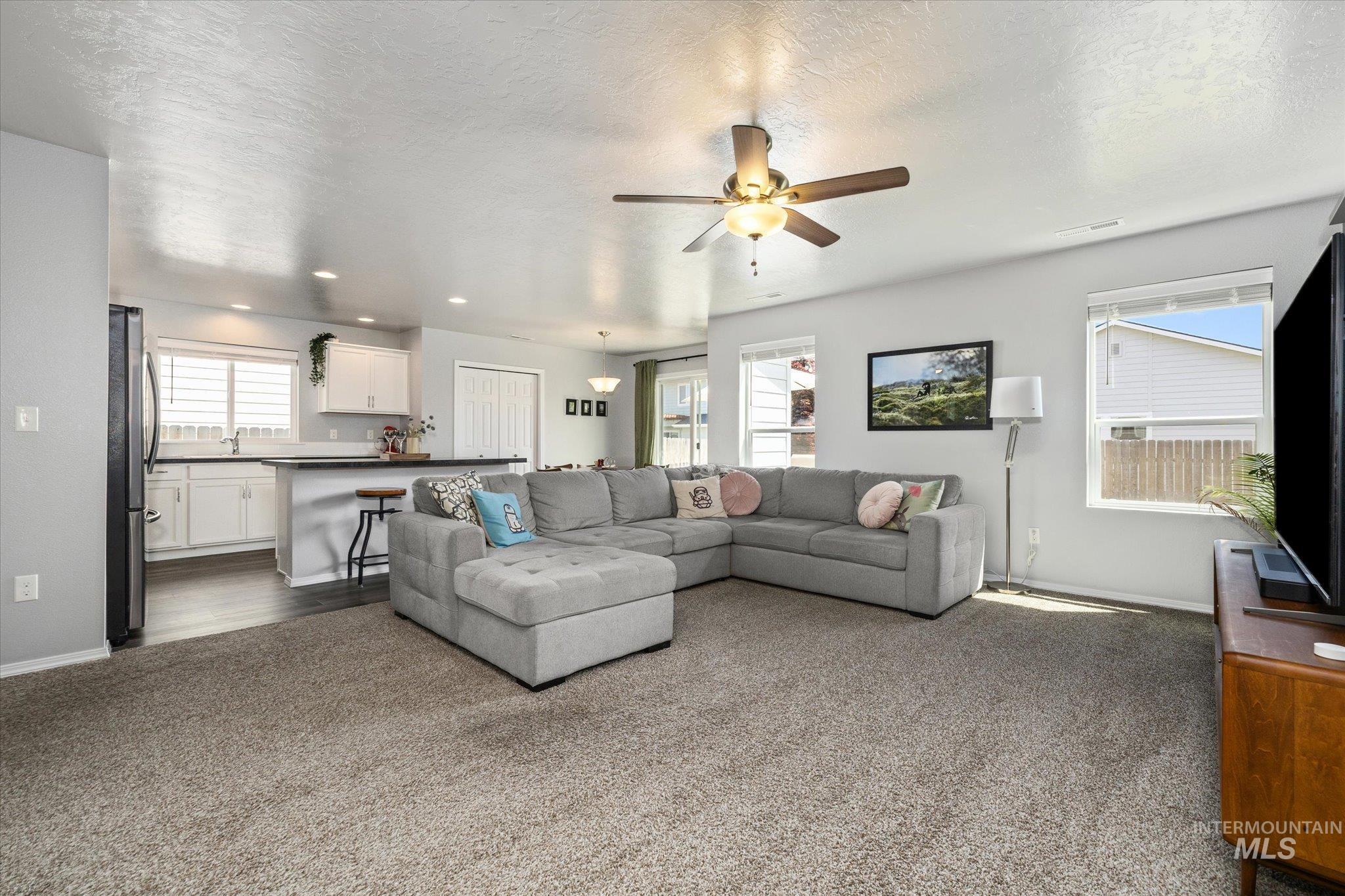 17610 Aqua Springs Ave, Nampa, Idaho 83687, 4 Bedrooms, 2.5 Bathrooms, Residential For Sale, Price $469,000,MLS 98985860