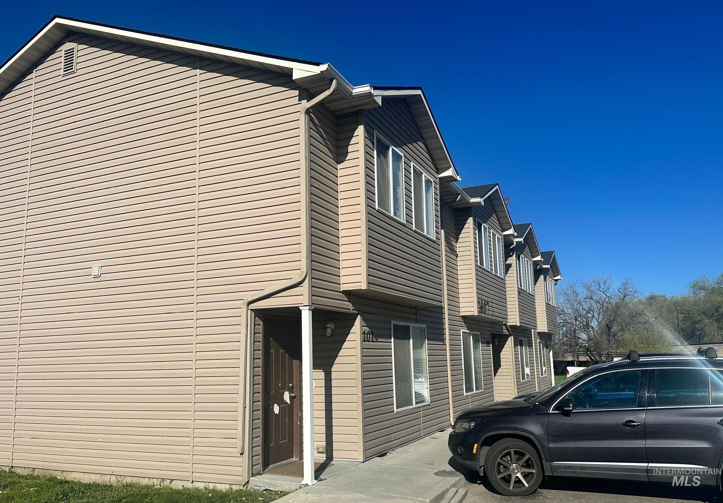 1907 E Railroad Street, Nampa, Idaho 83687, Residential Income For Sale, Price $799,000,MLS 98985861
