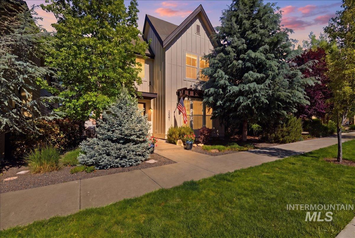 2861 S Honeycomb Way, Boise, Idaho 83716, 3 Bedrooms, 2.5 Bathrooms, Residential For Sale, Price $875,000,MLS 98985864