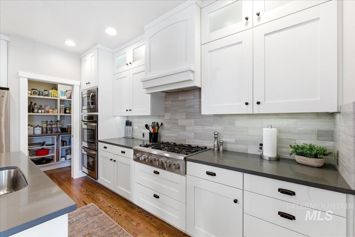 2861 S Honeycomb Way, Boise, Idaho 83716, 3 Bedrooms, 2.5 Bathrooms, Residential For Sale, Price $875,000,MLS 98985864