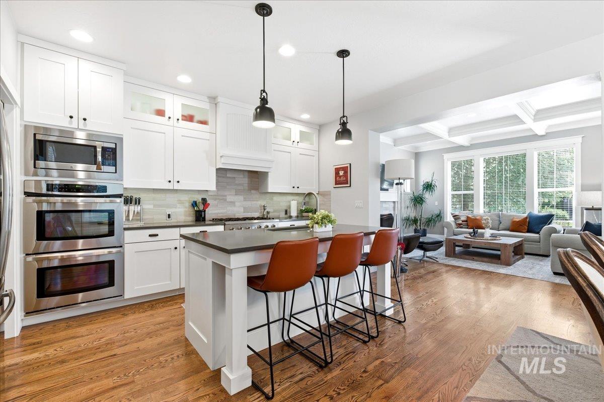 2861 S Honeycomb Way, Boise, Idaho 83716, 3 Bedrooms, 2.5 Bathrooms, Residential For Sale, Price $875,000,MLS 98985864