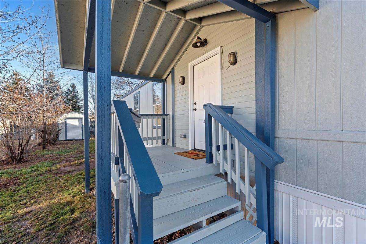 1224 N Meadowland Ln, Boise, Idaho 83713, 3 Bedrooms, 2 Bathrooms, Residential For Sale, Price $100,000,MLS 98985869