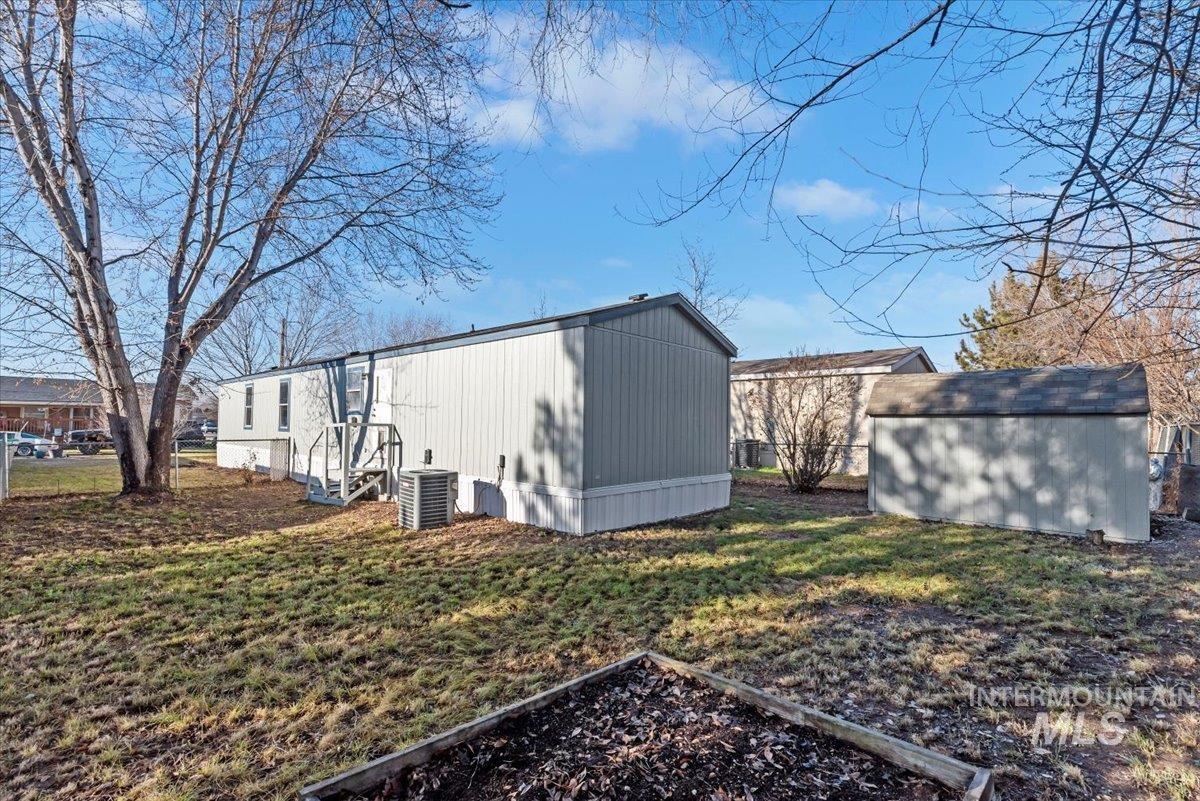 1224 N Meadowland Ln, Boise, Idaho 83713, 3 Bedrooms, 2 Bathrooms, Residential For Sale, Price $100,000,MLS 98985869