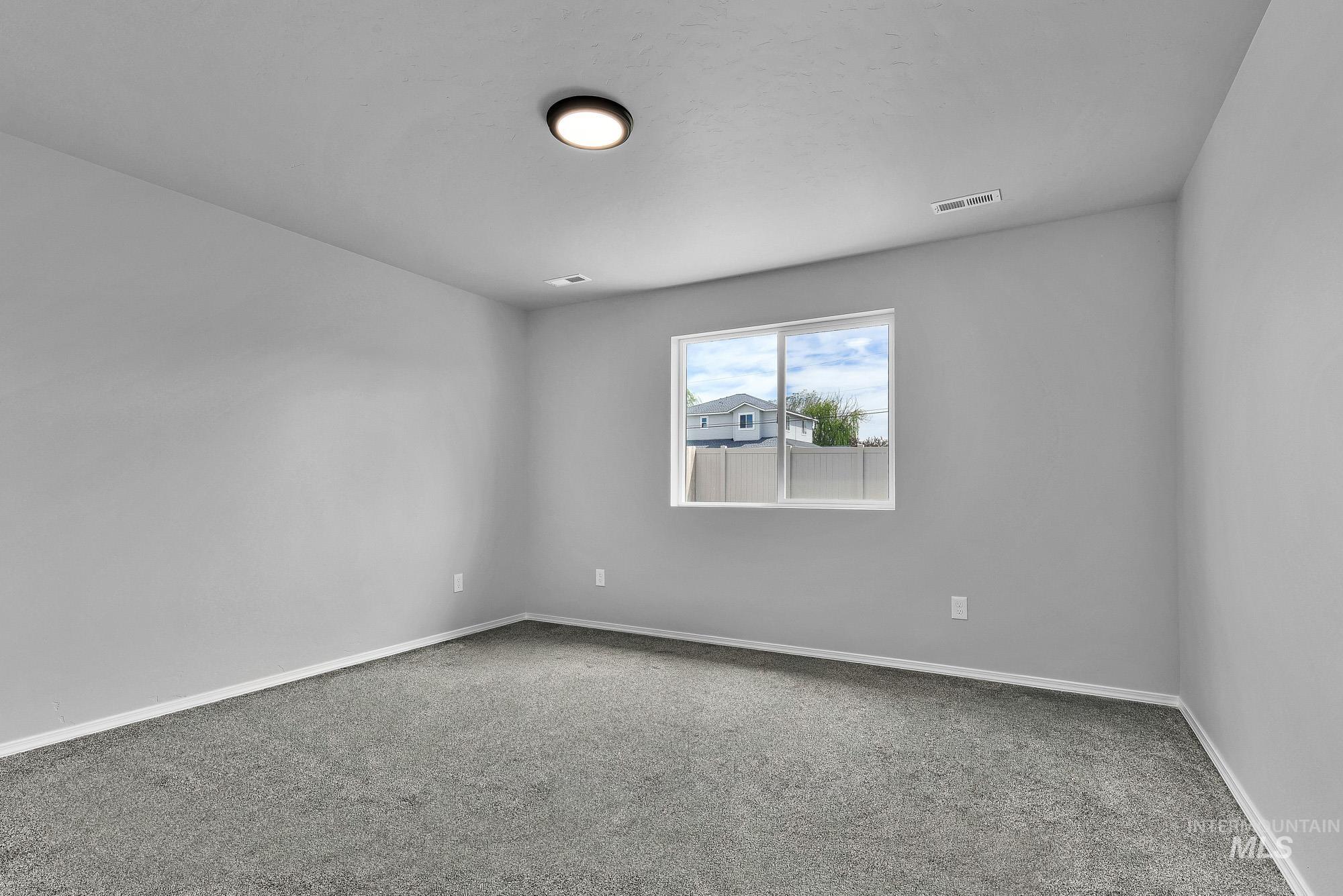 1870 N Thunderbolt St, Mountain Home, Idaho 83647, 3 Bedrooms, 2 Bathrooms, Residential For Sale, Price $352,000,MLS 98985872