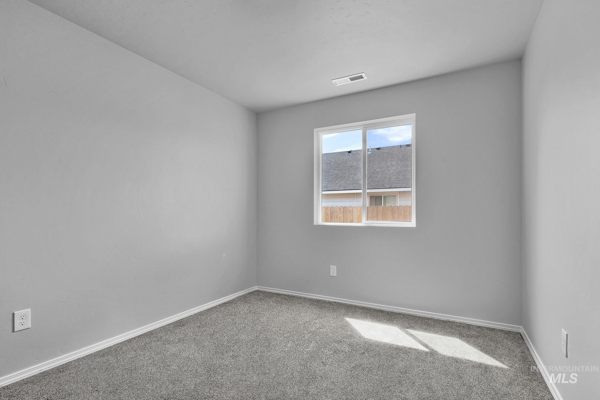 1870 N Thunderbolt St, Mountain Home, Idaho 83647, 3 Bedrooms, 2 Bathrooms, Residential For Sale, Price $352,000,MLS 98985872