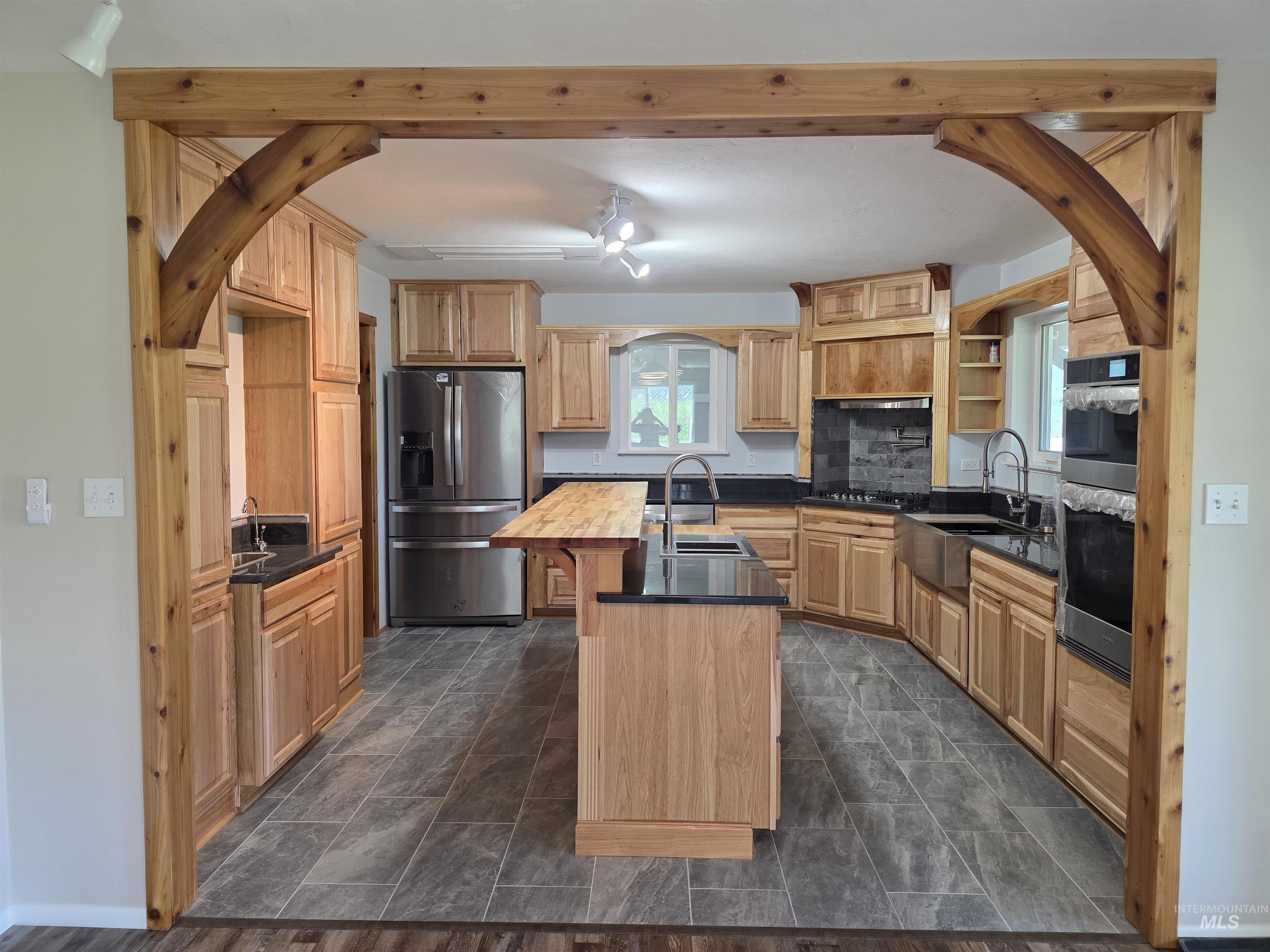 107 Pine Rd, Kamiah, Idaho 83536, 3 Bedrooms, 3 Bathrooms, Residential For Sale, Price $650,000,MLS 98985873