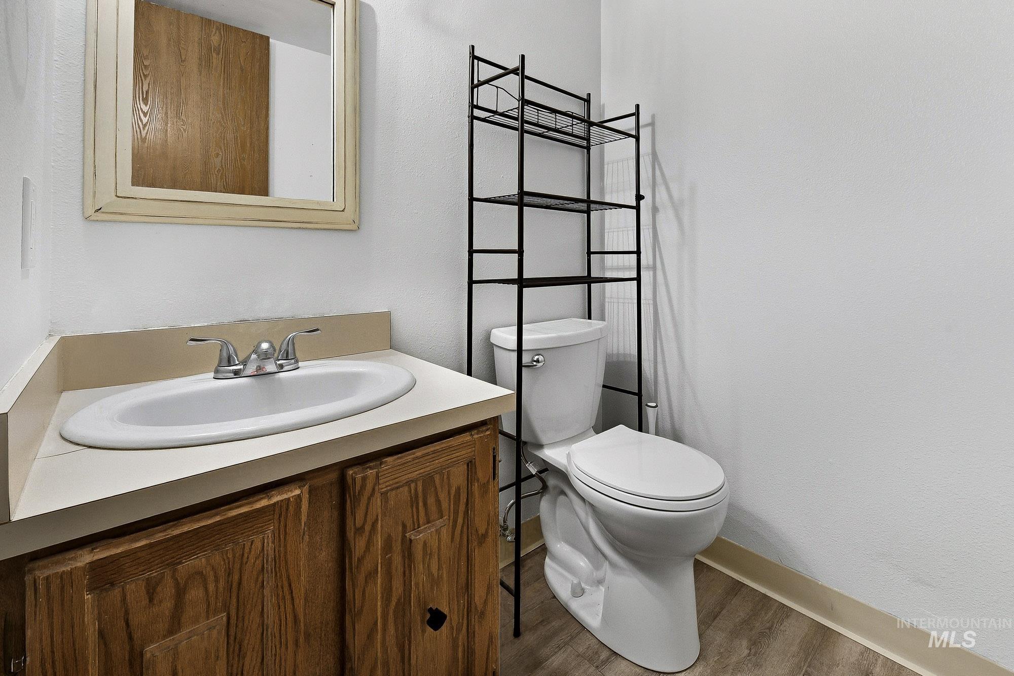 691 W Barret St, Meridian, Idaho 83642, 2 Bedrooms, 1.5 Bathrooms, Residential For Sale, Price $315,000,MLS 98985874