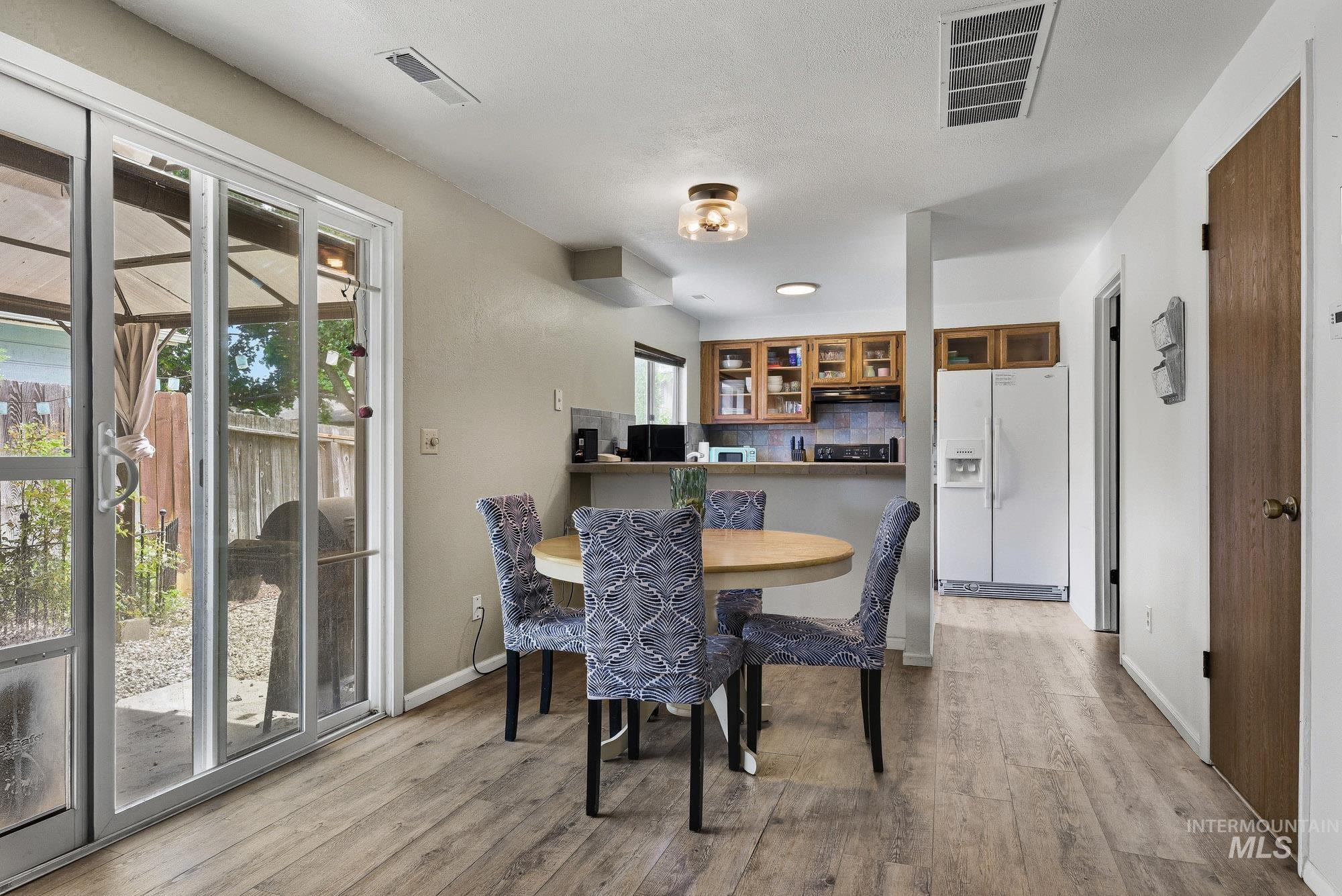 691 W Barret St, Meridian, Idaho 83642, 2 Bedrooms, 1.5 Bathrooms, Residential For Sale, Price $315,000,MLS 98985874