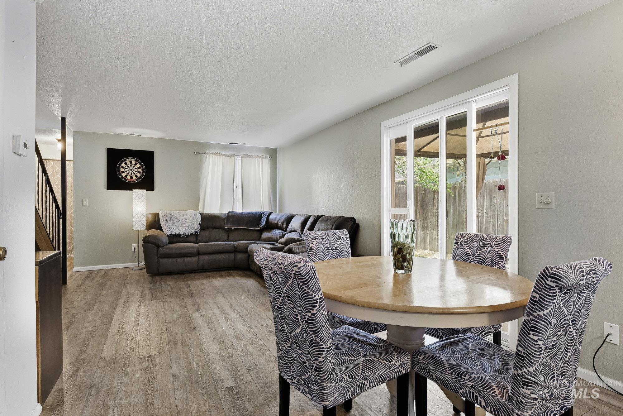 691 W Barret St, Meridian, Idaho 83642, 2 Bedrooms, 1.5 Bathrooms, Residential For Sale, Price $315,000,MLS 98985874