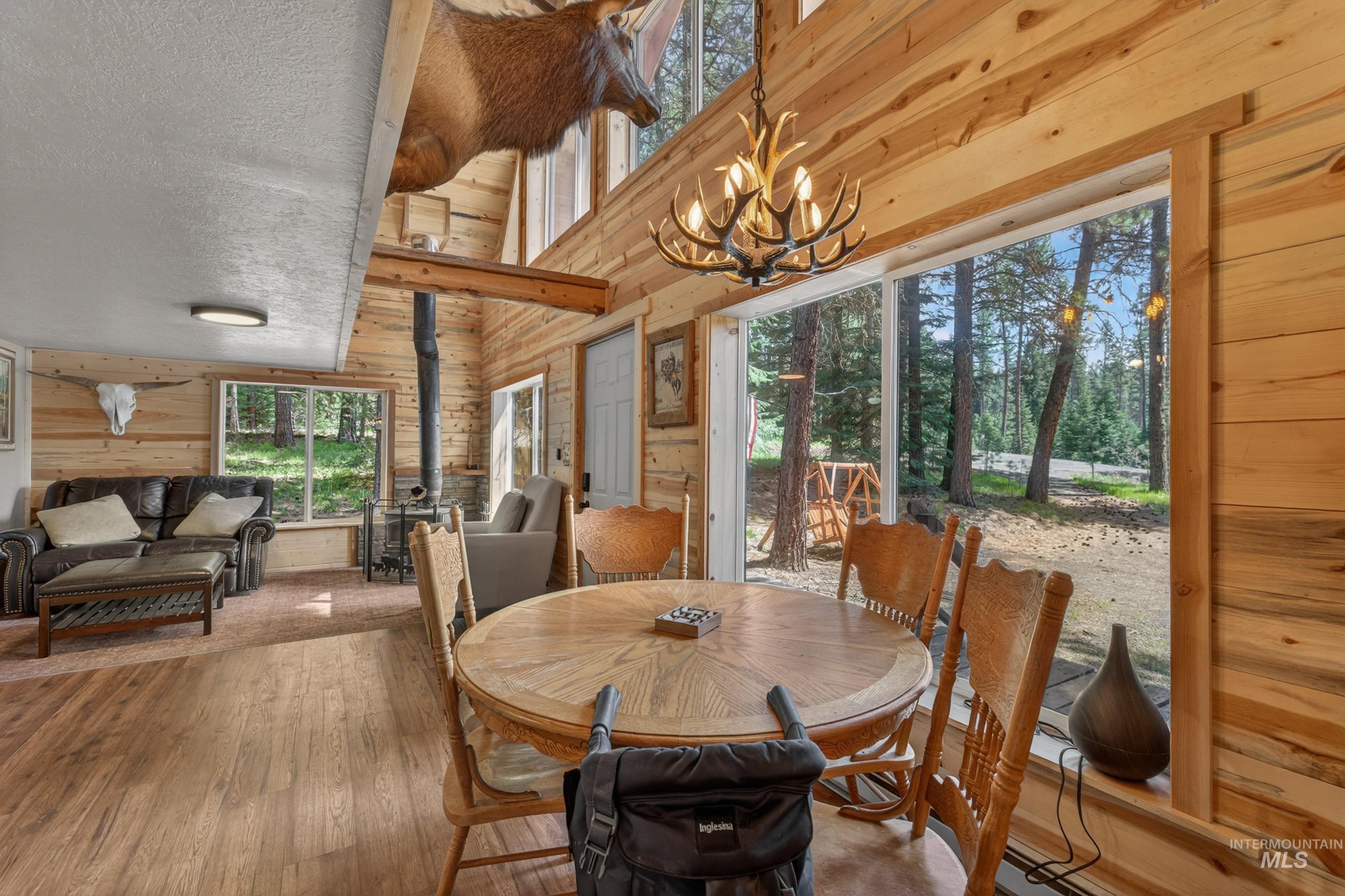 2903 Bear Paw Court, New Meadows, Idaho 83654, 2 Bedrooms, 1 Bathroom, Residential For Sale, Price $499,900,MLS 98985875