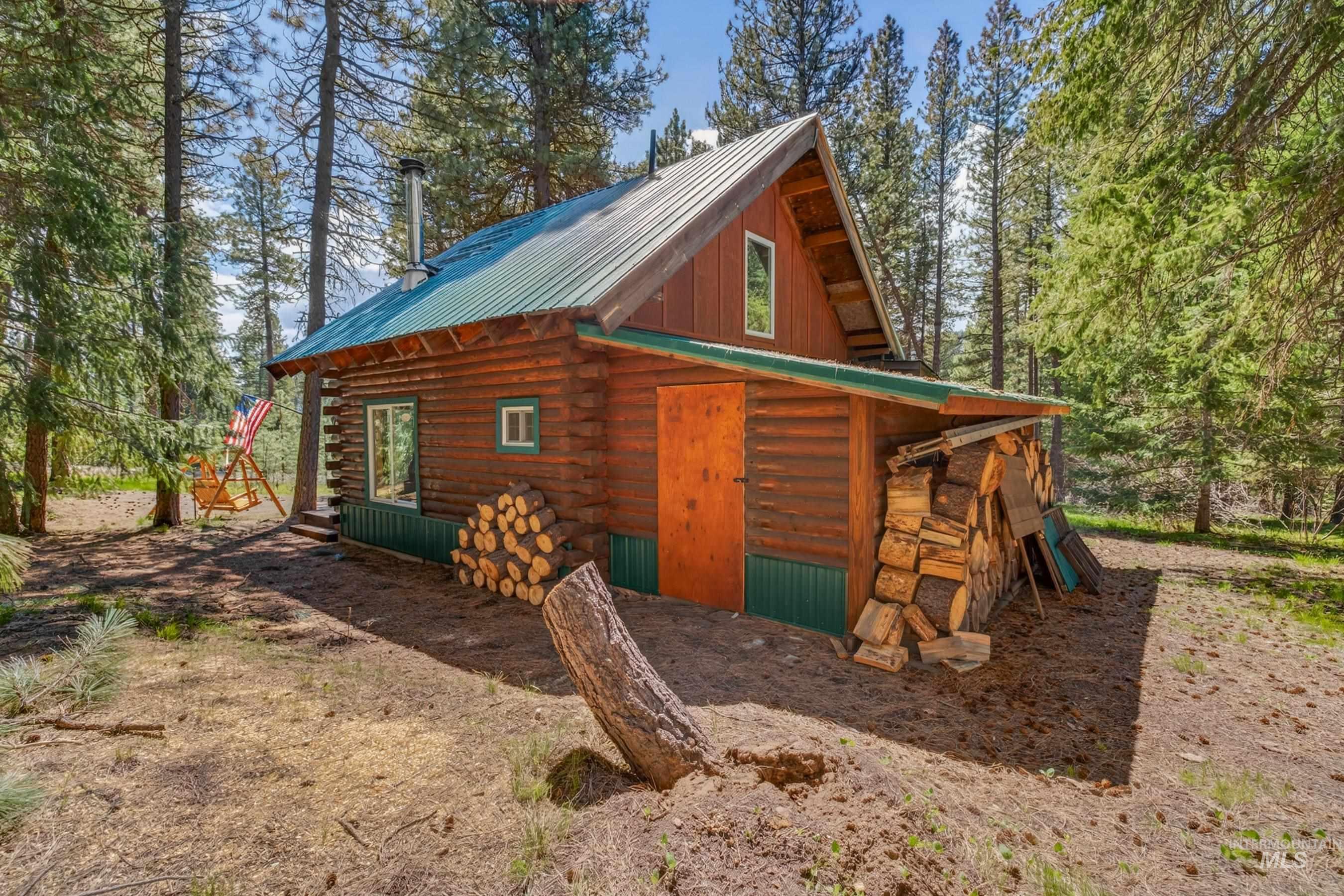 2903 Bear Paw Court, New Meadows, Idaho 83654, 2 Bedrooms, 1 Bathroom, Residential For Sale, Price $499,900,MLS 98985875
