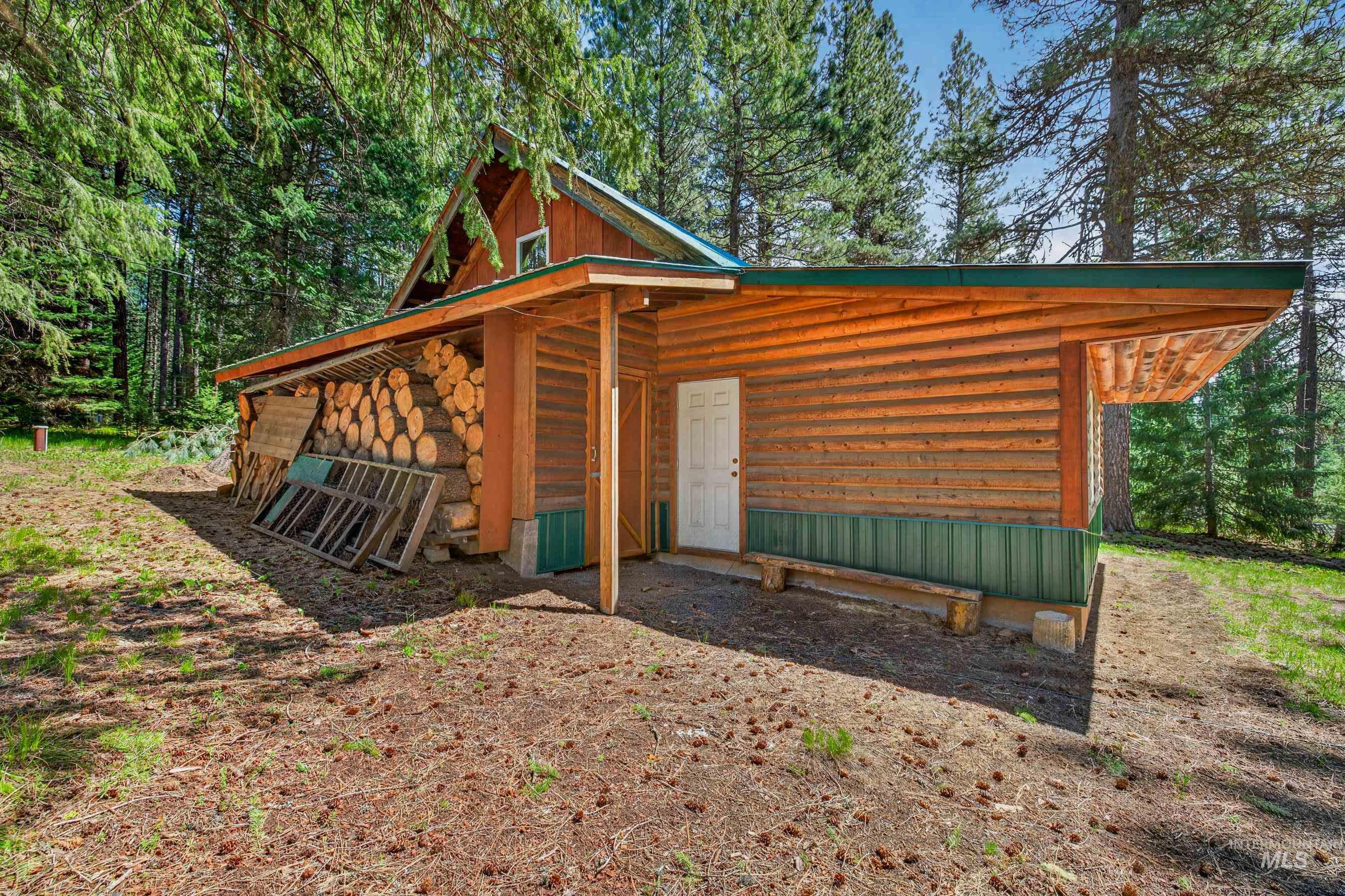 2903 Bear Paw Court, New Meadows, Idaho 83654, 2 Bedrooms, 1 Bathroom, Residential For Sale, Price $499,900,MLS 98985875