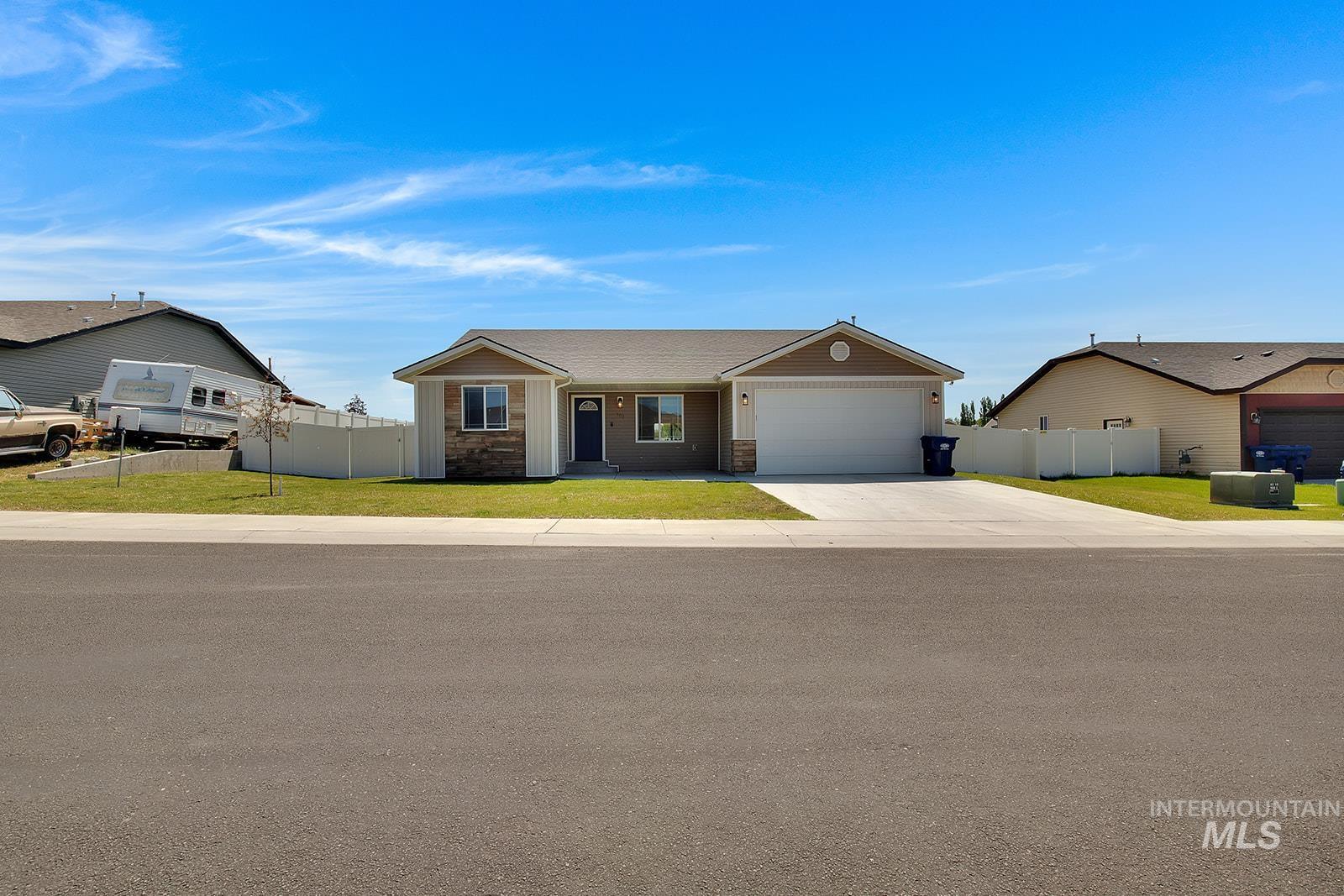 703 Kelli Lane, Filer, Idaho 83328, 4 Bedrooms, 2 Bathrooms, Residential For Sale, Price $359,000,MLS 98985876