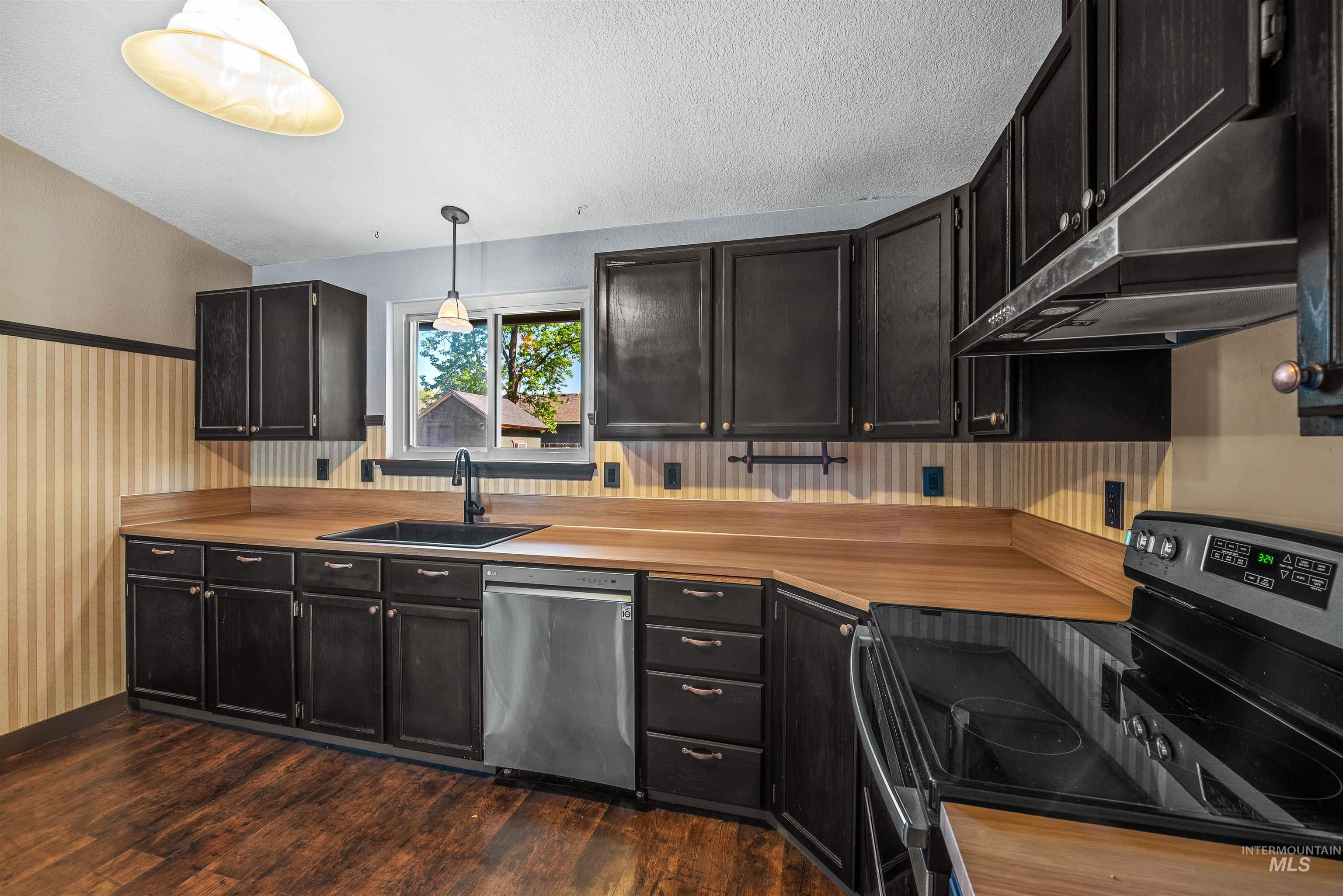 5775 W Lucky St, Boise, Idaho 83703, 2 Bedrooms, 1 Bathroom, Residential For Sale, Price $349,900,MLS 98985877