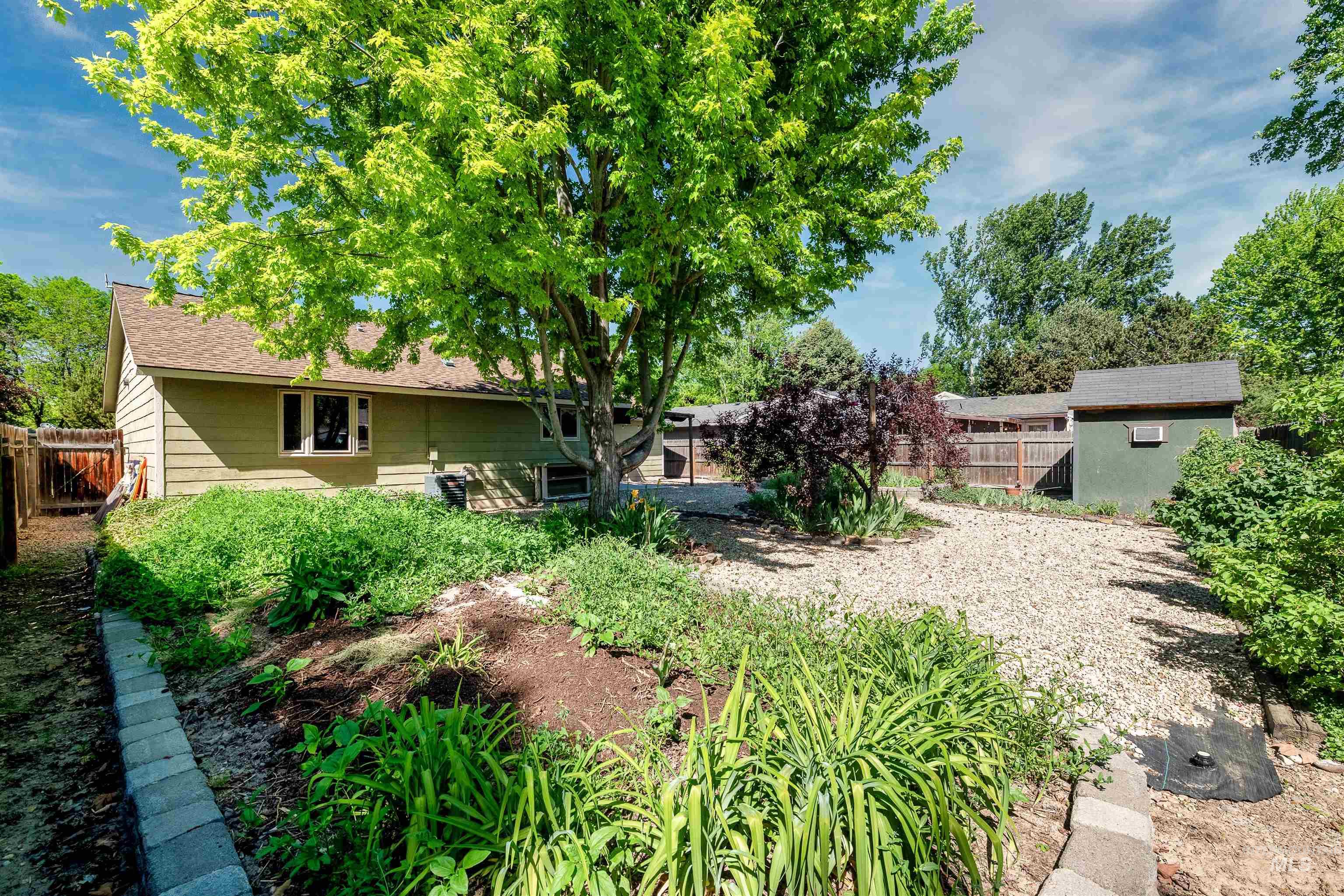 5775 W Lucky St, Boise, Idaho 83703, 2 Bedrooms, 1 Bathroom, Residential For Sale, Price $349,900,MLS 98985877