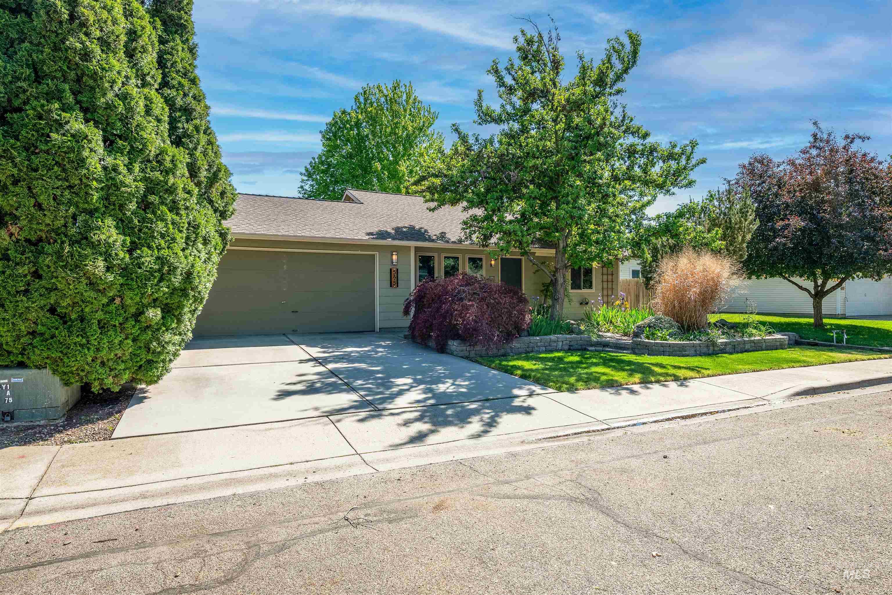 5775 W Lucky St, Boise, Idaho 83703, 2 Bedrooms, 1 Bathroom, Residential For Sale, Price $349,900,MLS 98985877