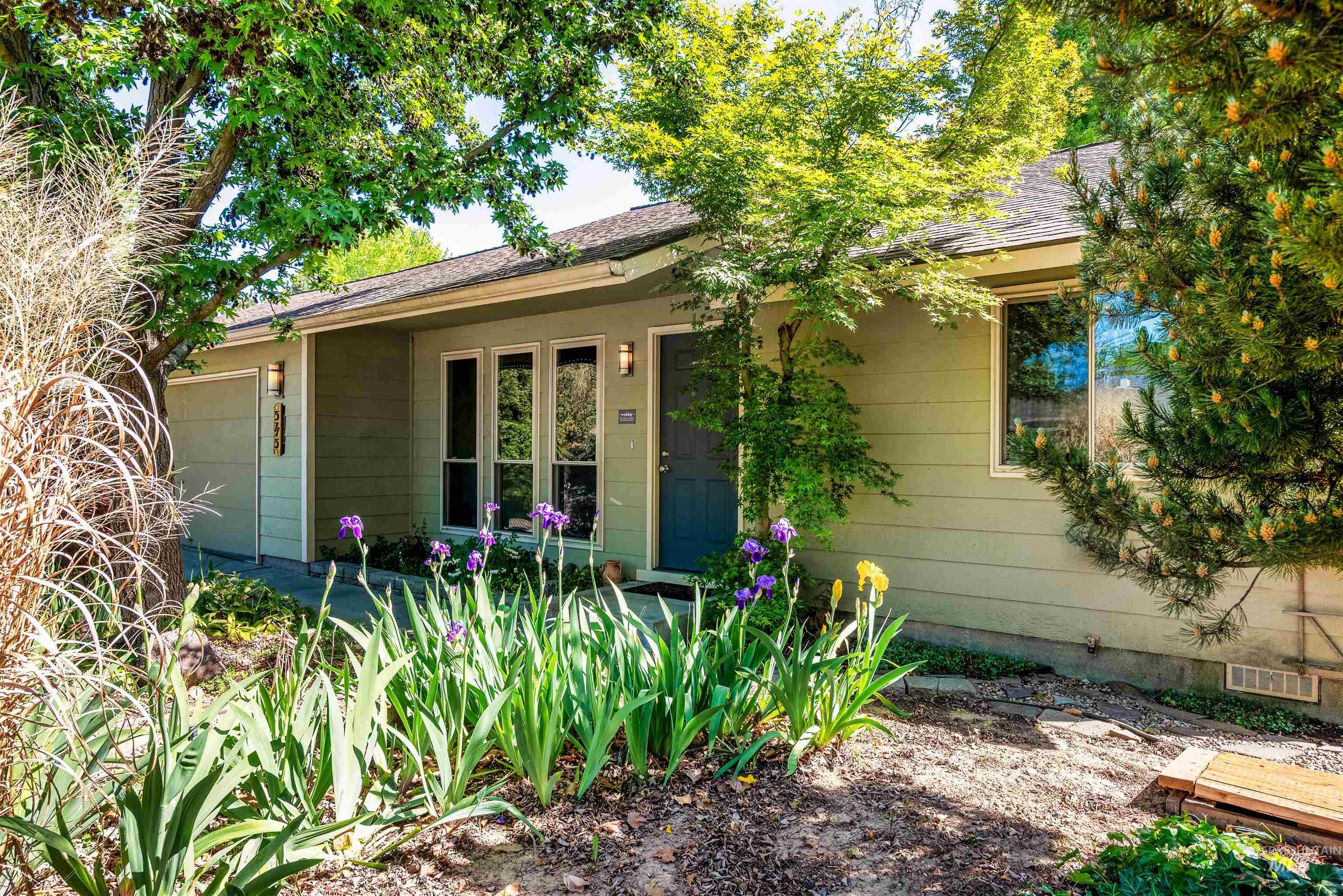 5775 W Lucky St, Boise, Idaho 83703, 2 Bedrooms, 1 Bathroom, Residential For Sale, Price $349,900,MLS 98985877