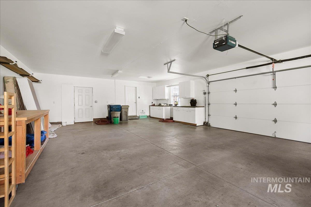 3602 N Tamarack Dr, Boise, Idaho 83703-4552, 3 Bedrooms, 2 Bathrooms, Residential For Sale, Price $925,000,MLS 98985880