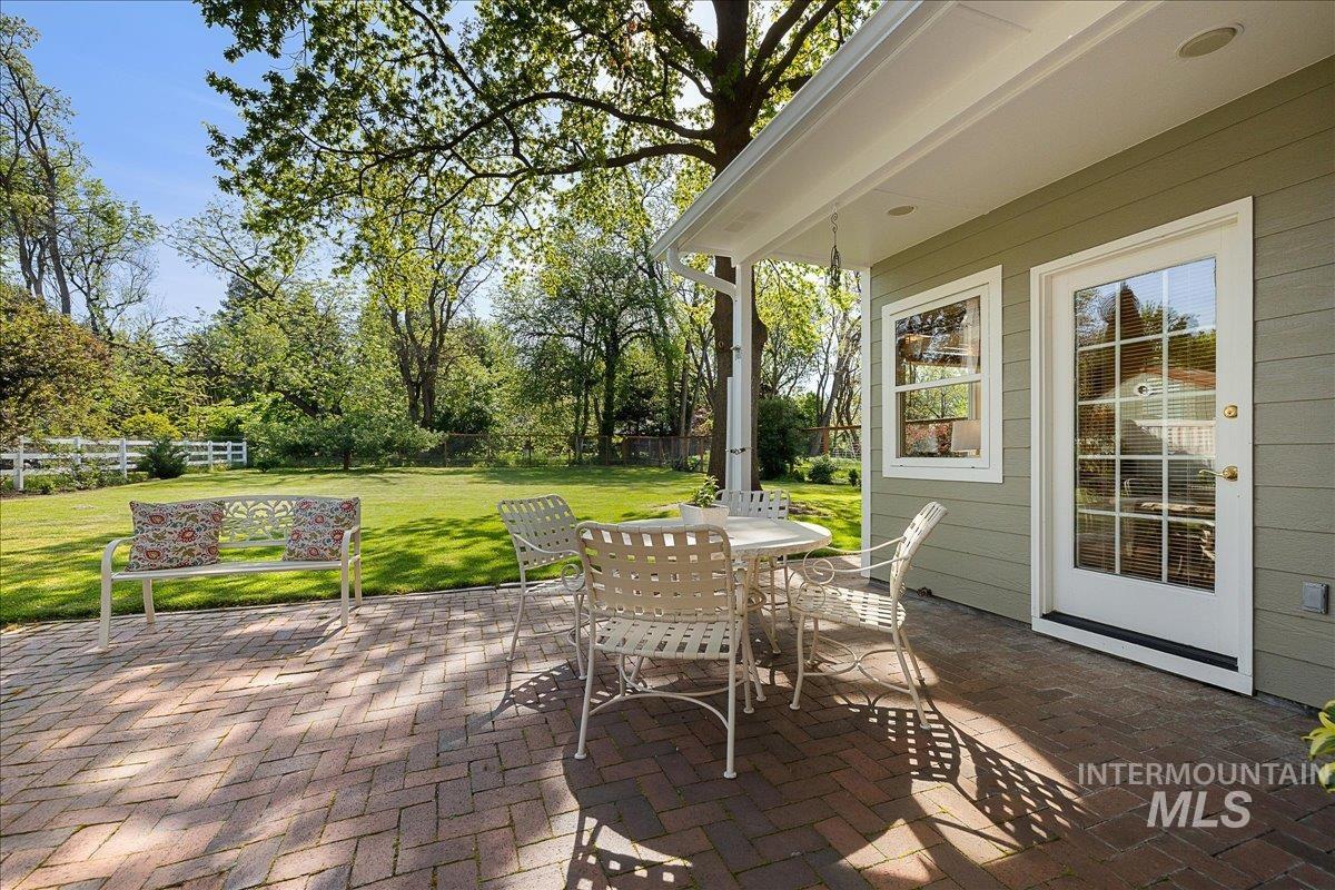 3602 N Tamarack Dr, Boise, Idaho 83703-4552, 3 Bedrooms, 2 Bathrooms, Residential For Sale, Price $925,000,MLS 98985880