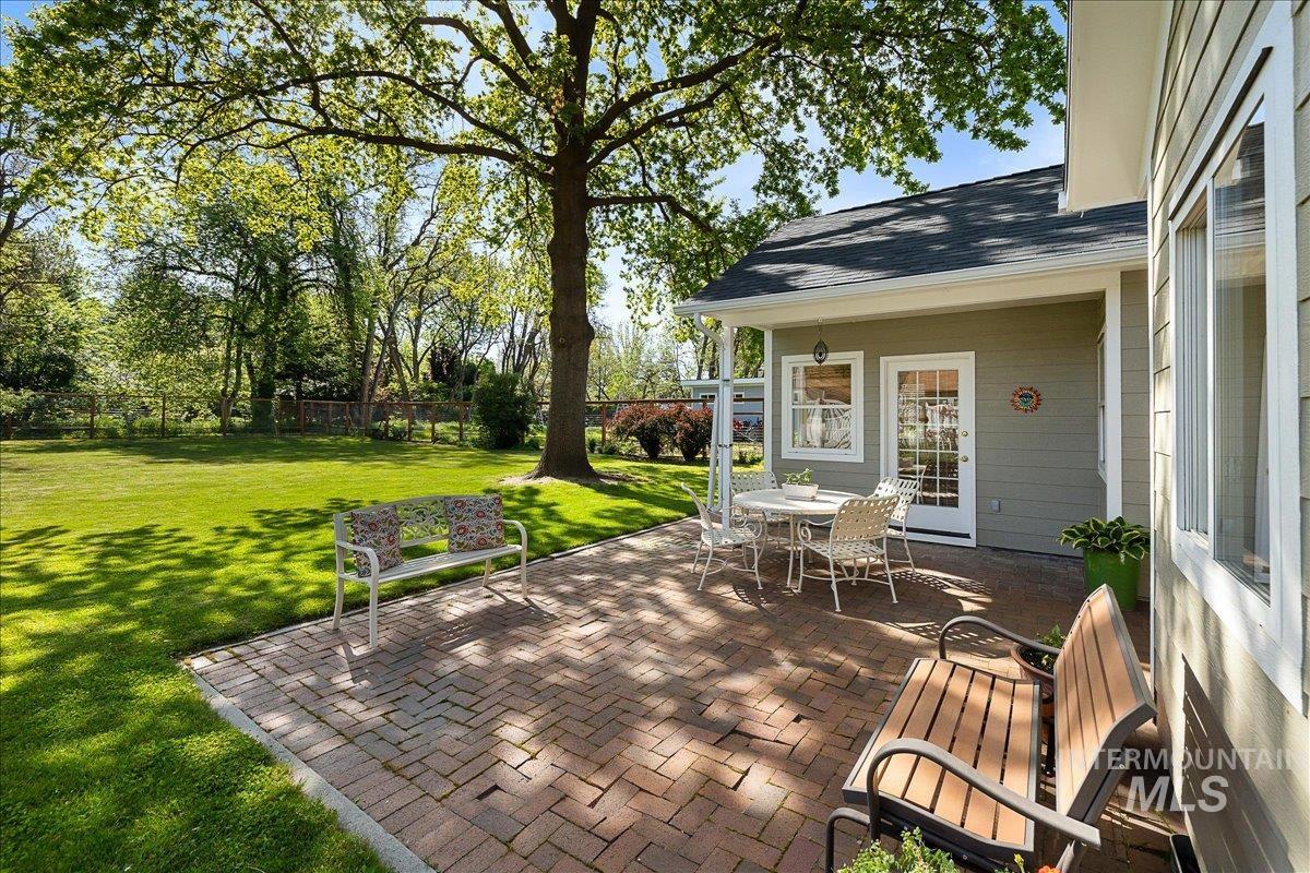 3602 N Tamarack Dr, Boise, Idaho 83703-4552, 3 Bedrooms, 2 Bathrooms, Residential For Sale, Price $925,000,MLS 98985880