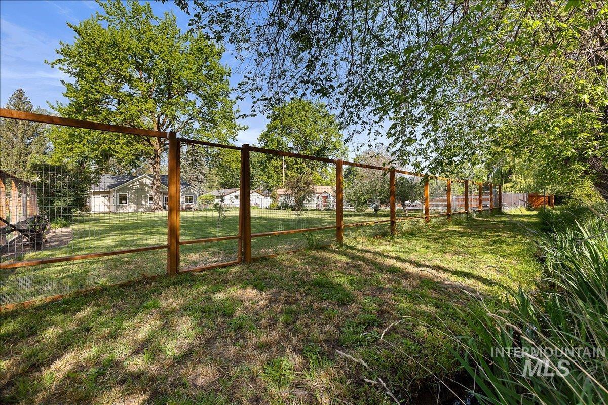 3602 N Tamarack Dr, Boise, Idaho 83703-4552, 3 Bedrooms, 2 Bathrooms, Residential For Sale, Price $925,000,MLS 98985880