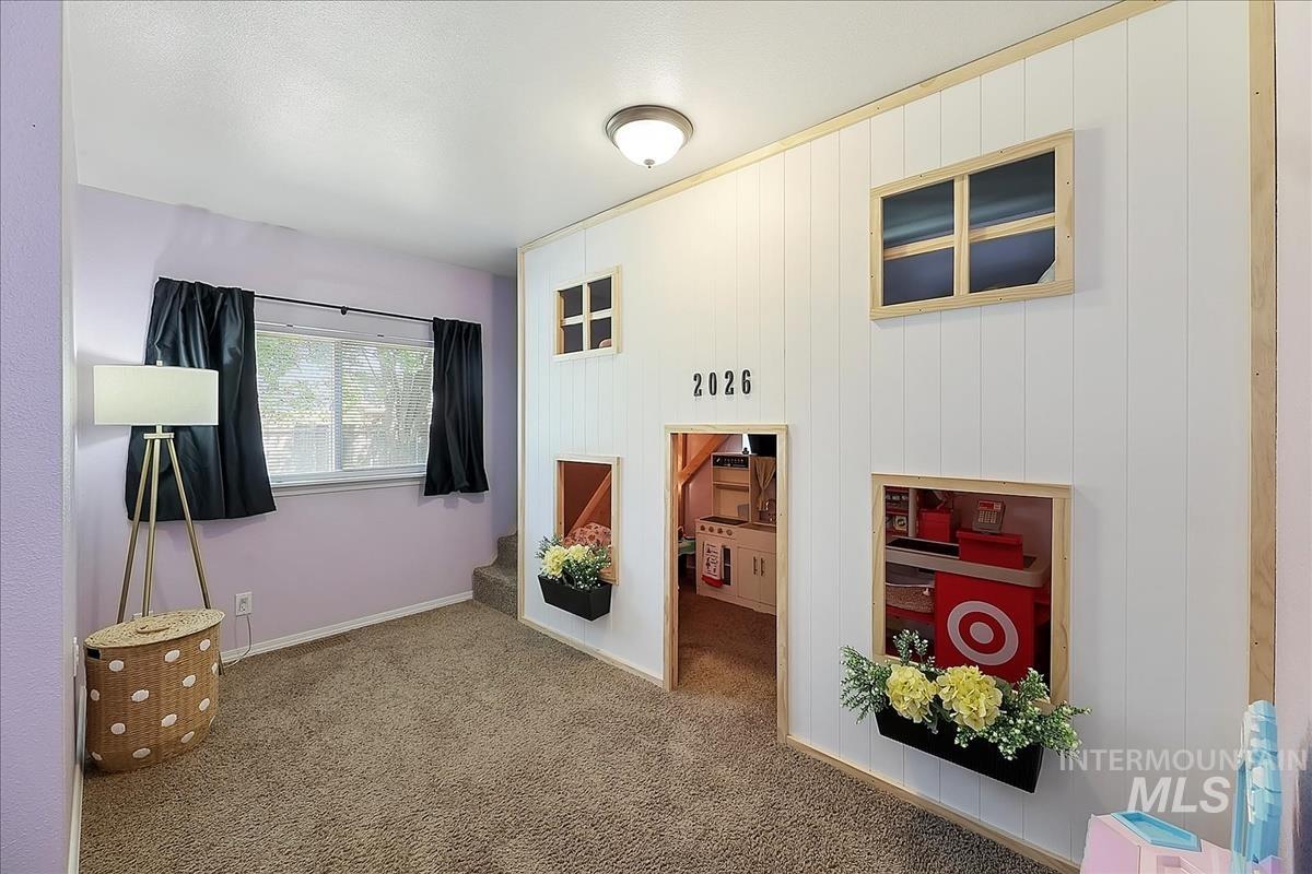 1803 Poplar St, Caldwell, Idaho 83605, 4 Bedrooms, 2 Bathrooms, Residential For Sale, Price $477,700, 98985883