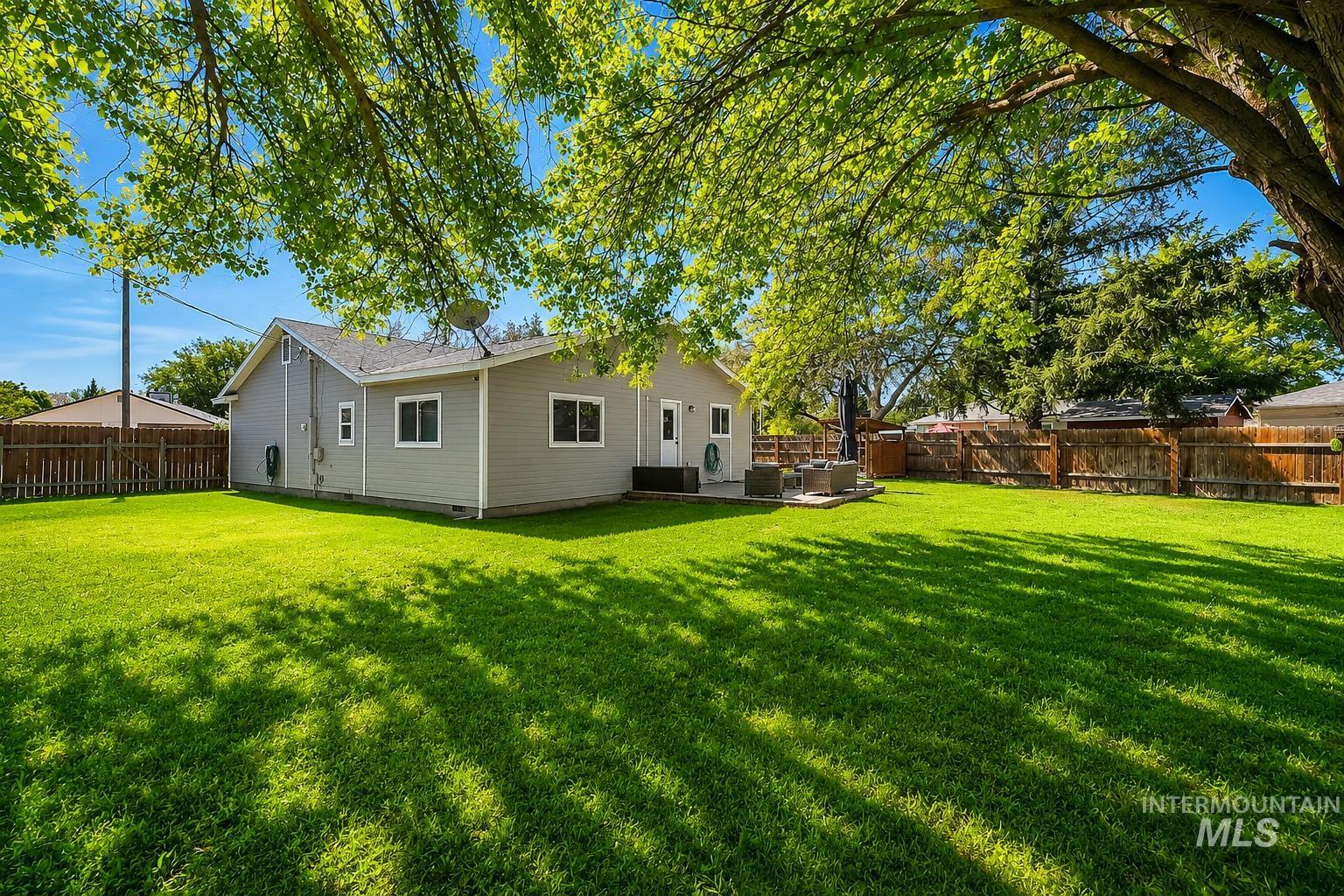 1803 Poplar St, Caldwell, Idaho 83605, 4 Bedrooms, 2 Bathrooms, Residential For Sale, Price $477,700, 98985883