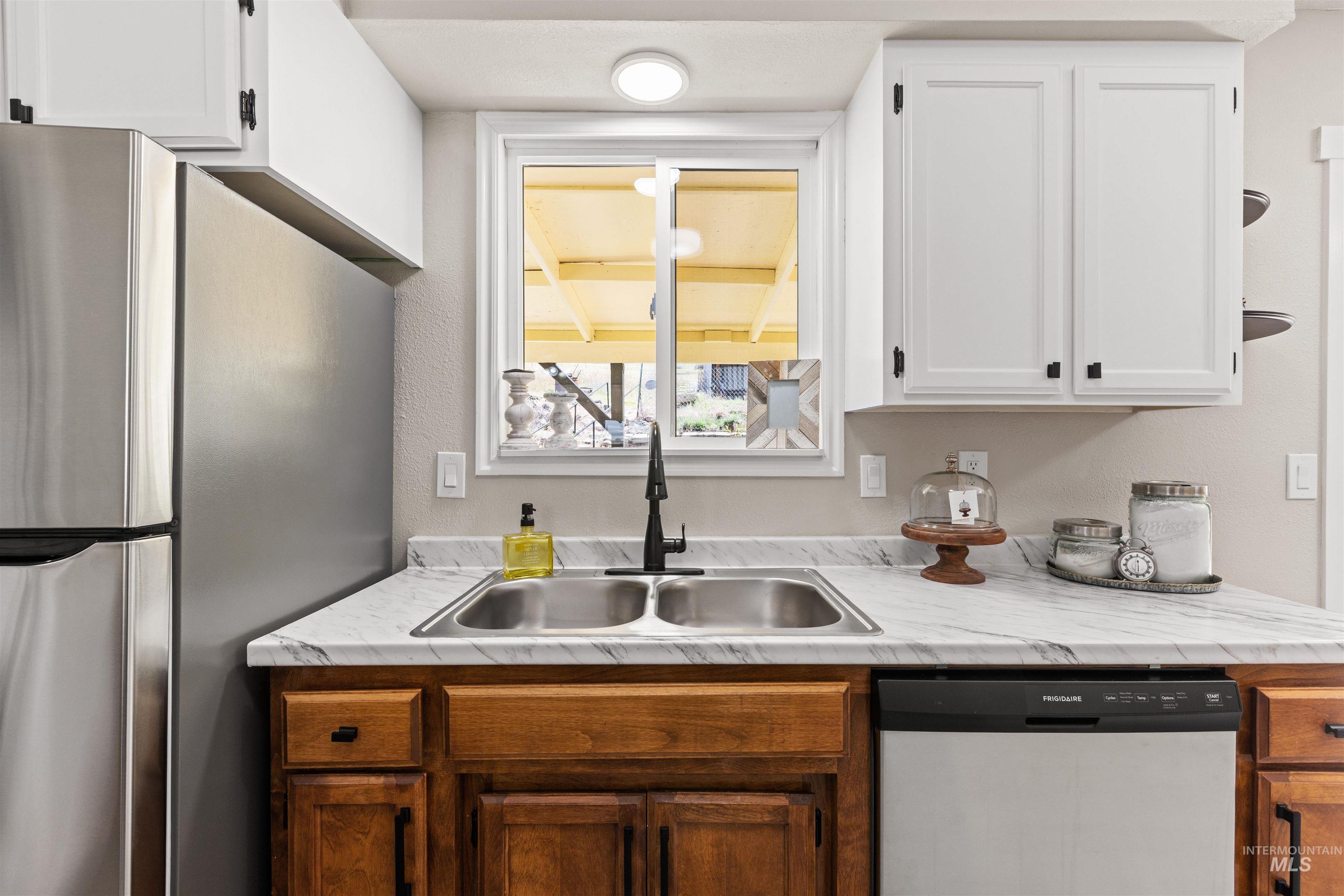 12184 Hill Rd, Payette, Idaho 83616, 3 Bedrooms, 1 Bathroom, Residential For Sale, Price $475,000, 98985887