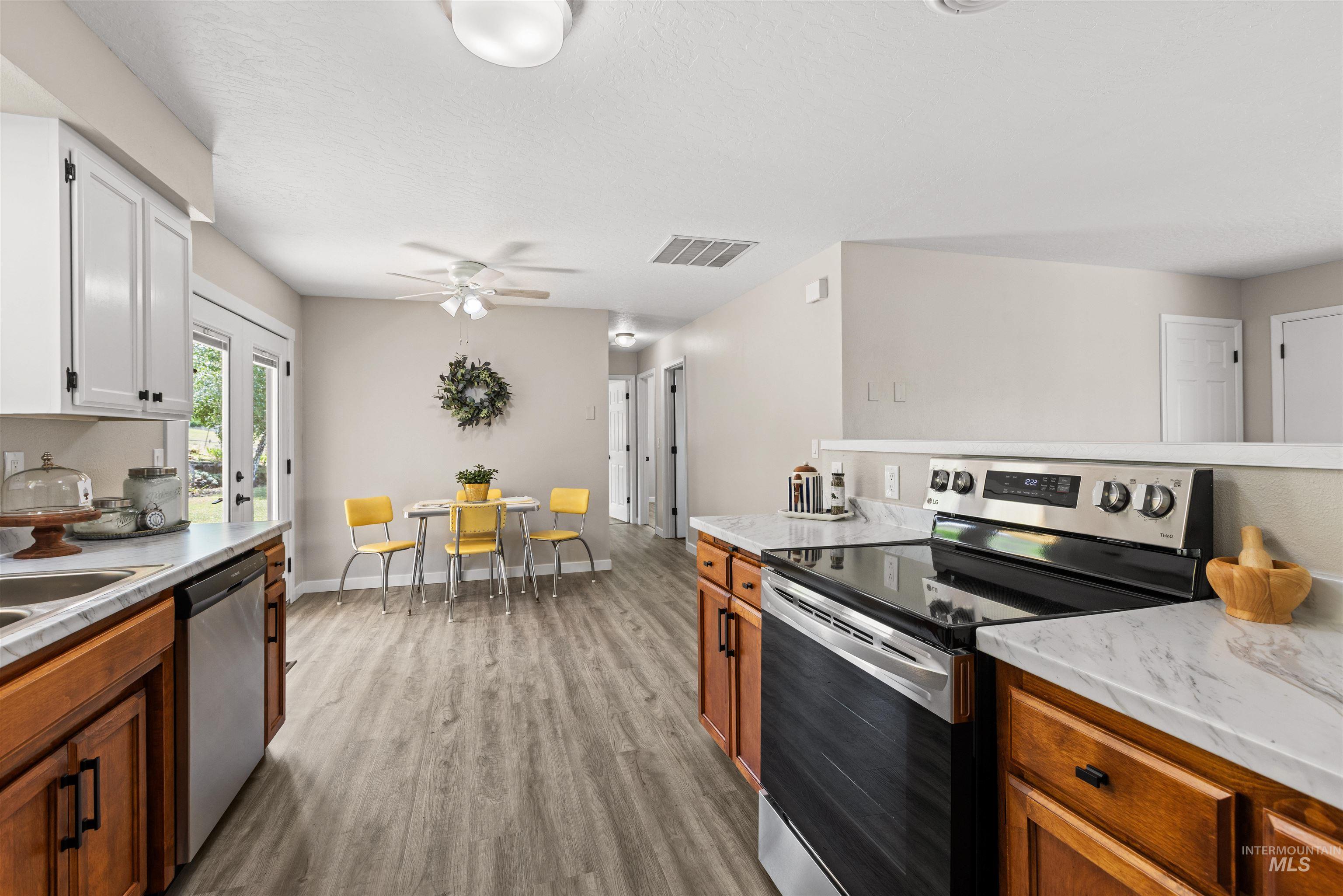 12184 Hill Rd, Payette, Idaho 83616, 3 Bedrooms, 1 Bathroom, Residential For Sale, Price $475,000, 98985887