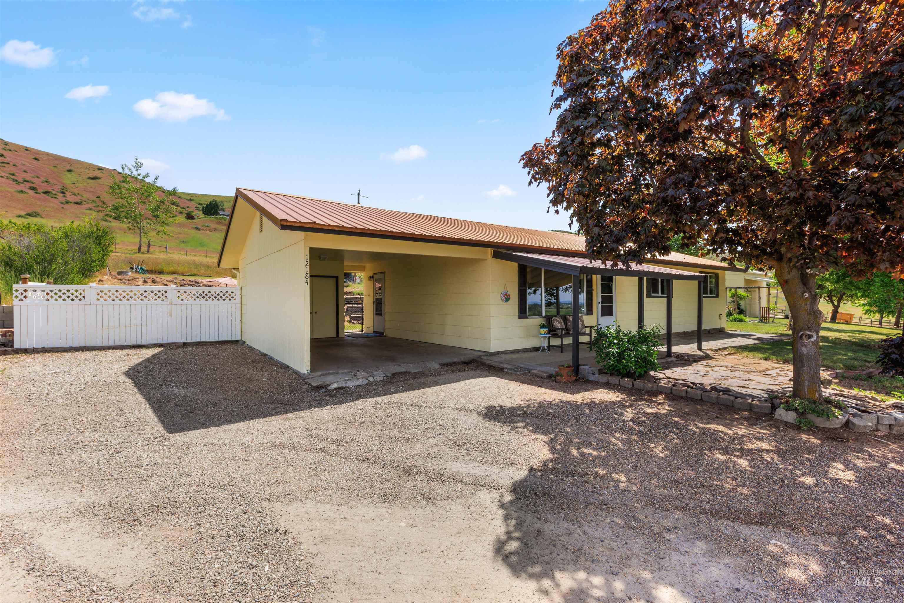 12184 Hill Rd, Payette, Idaho 83616, 3 Bedrooms, 1 Bathroom, Residential For Sale, Price $475,000, 98985887
