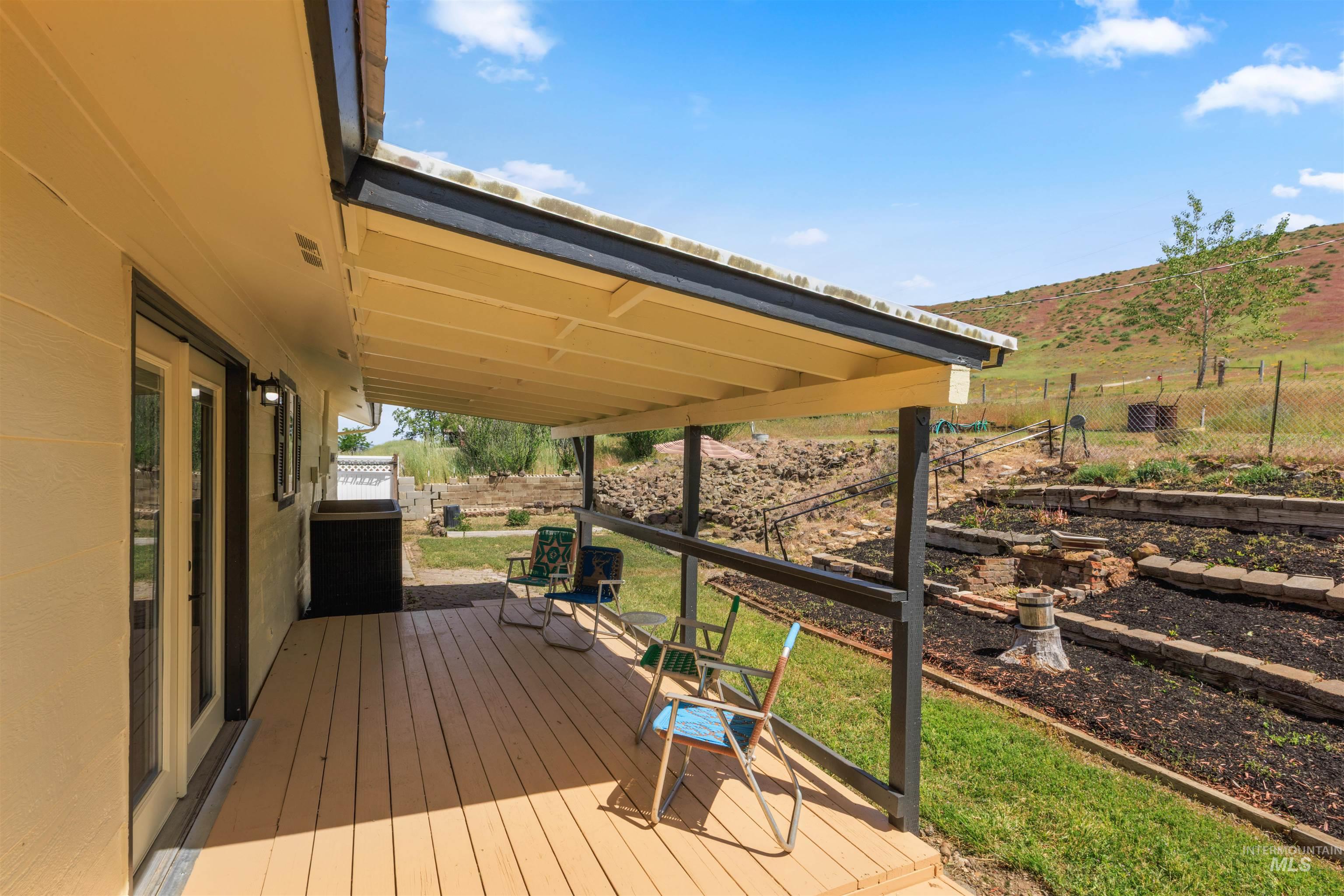 12184 Hill Rd, Payette, Idaho 83616, 3 Bedrooms, 1 Bathroom, Residential For Sale, Price $475,000, 98985887