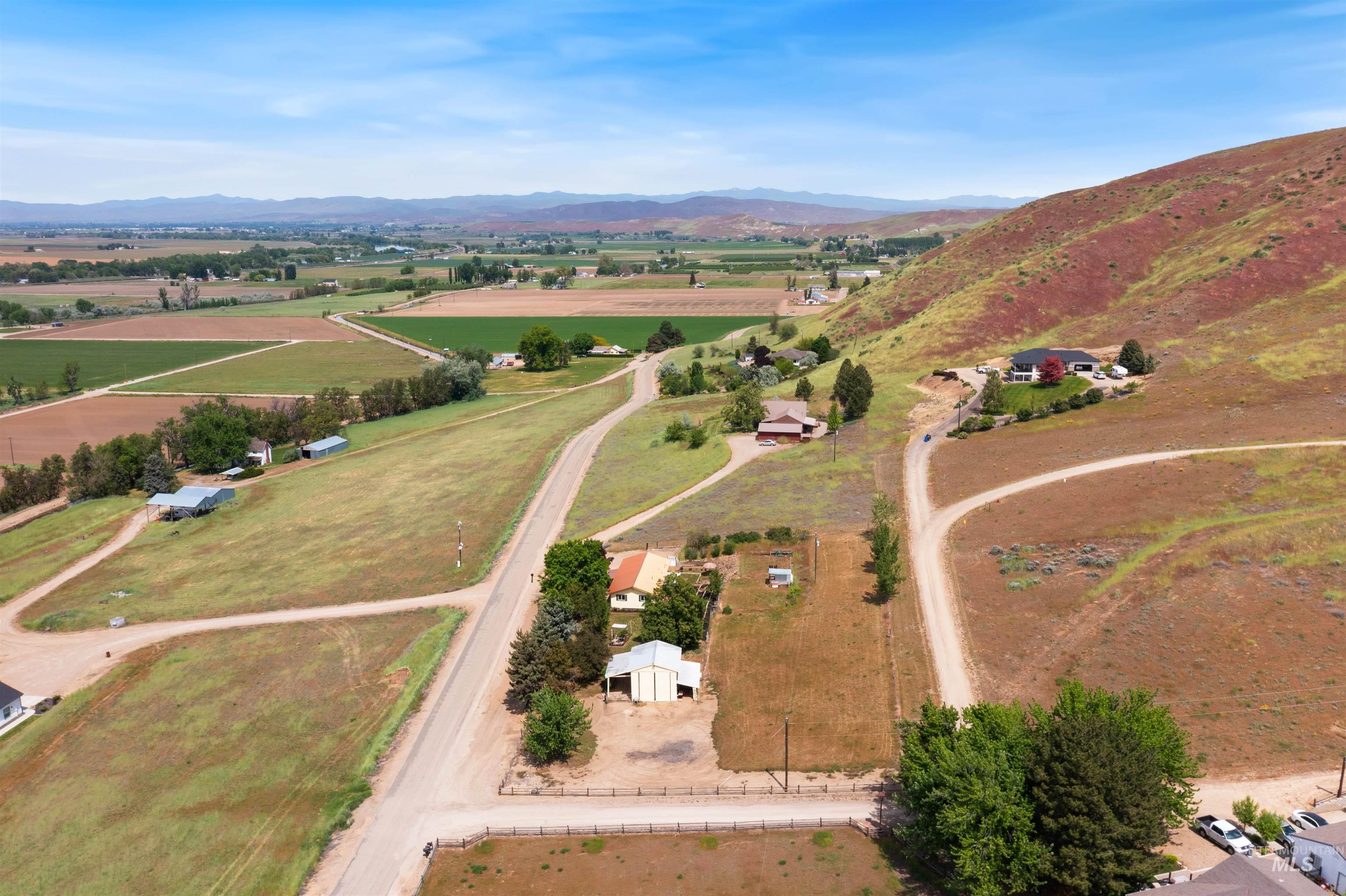 12184 Hill Rd, Payette, Idaho 83616, 3 Bedrooms, 1 Bathroom, Residential For Sale, Price $475,000, 98985887