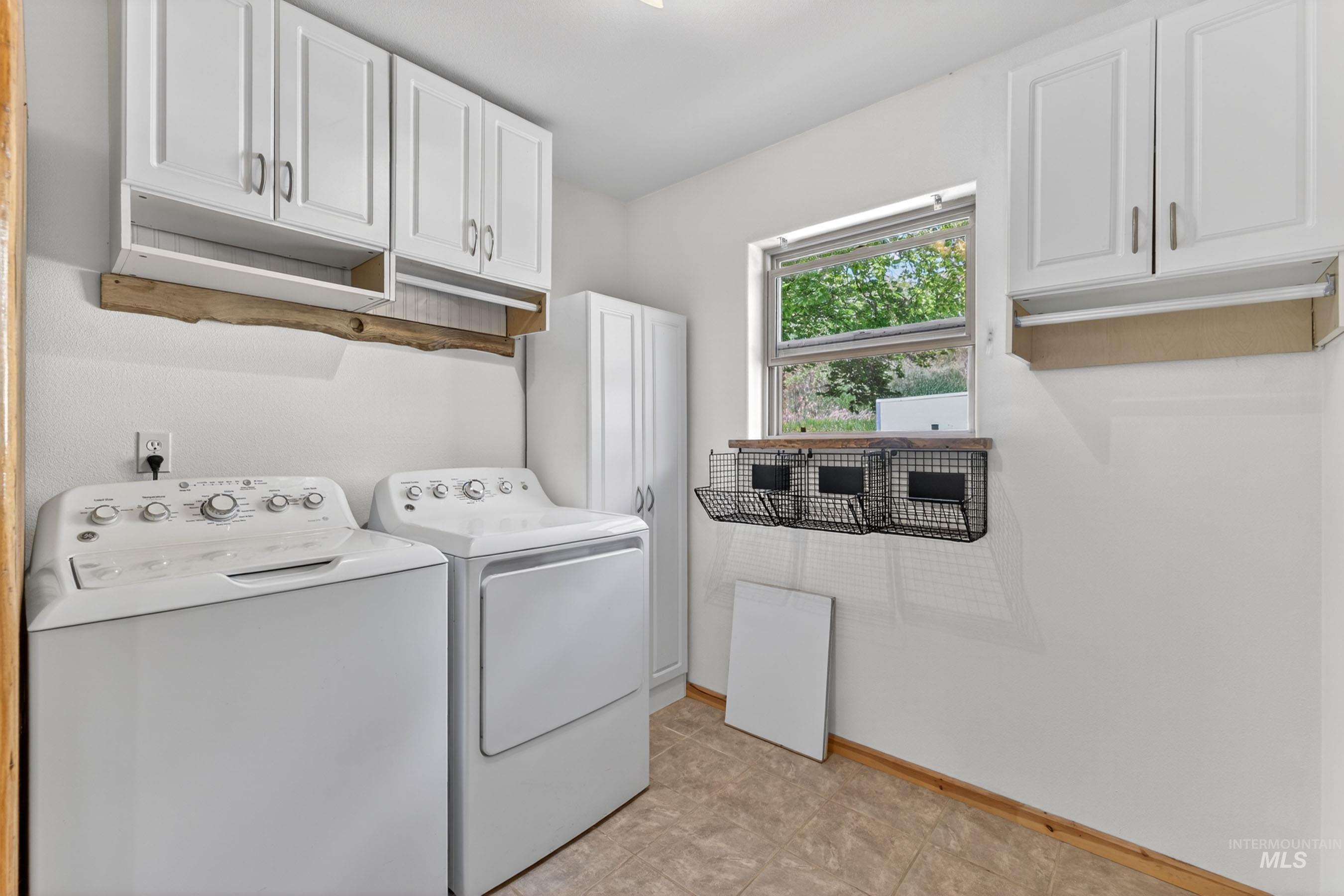 132 Heath Drive, Riggins, Idaho 83549, 2 Bedrooms, 2 Bathrooms, Residential For Sale, Price $389,000, 98985888