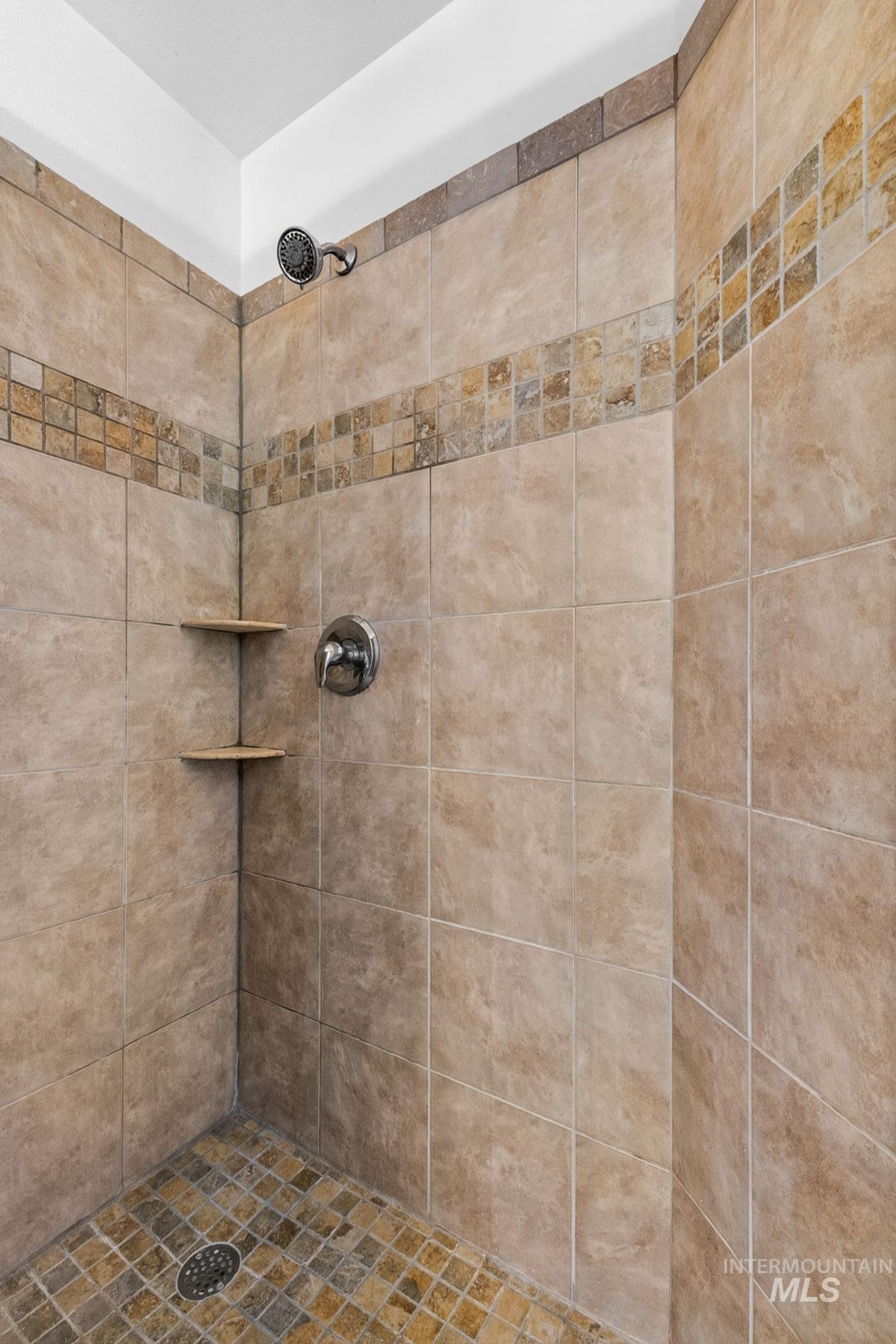 132 Heath Drive, Riggins, Idaho 83549, 2 Bedrooms, 2 Bathrooms, Residential For Sale, Price $389,000, 98985888